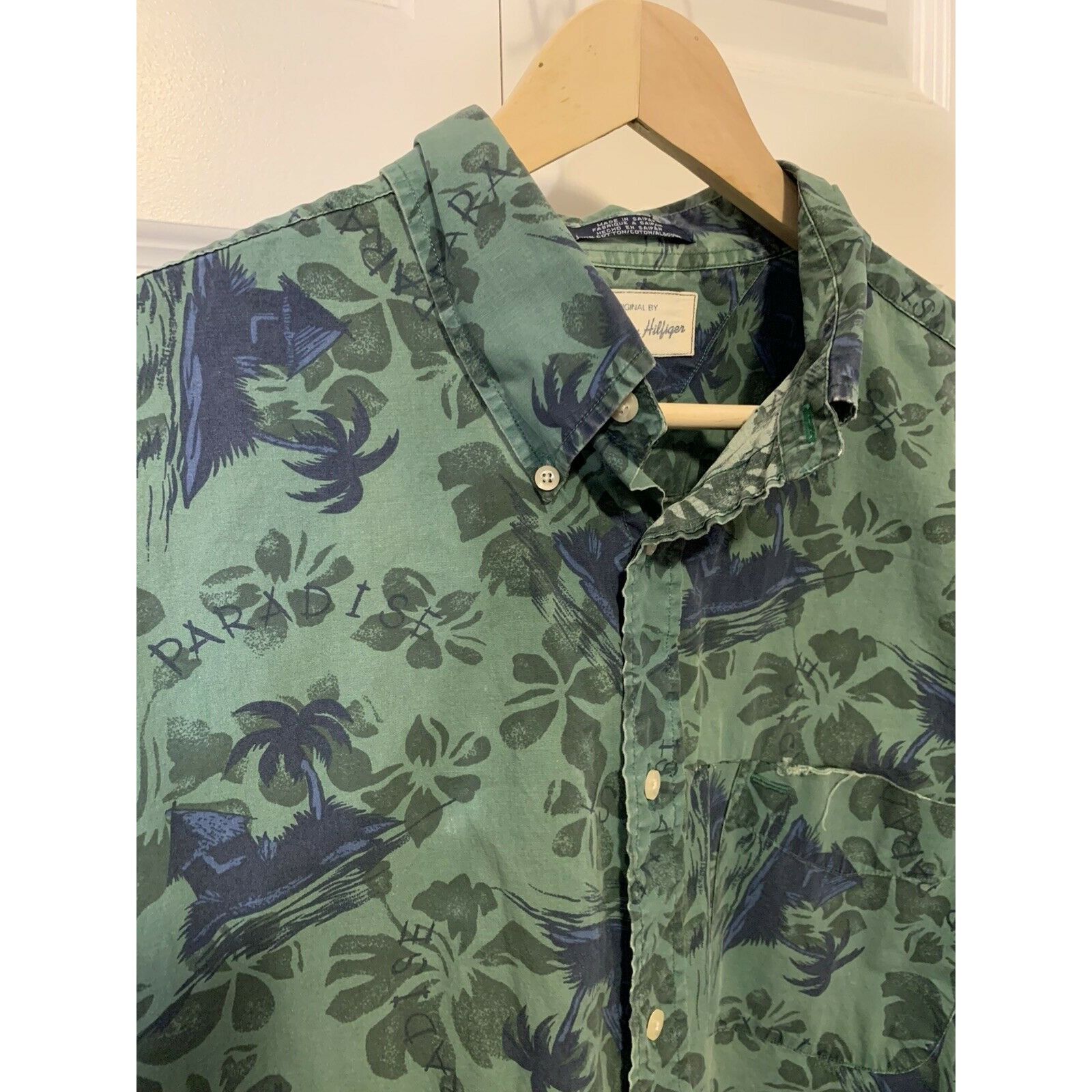 Tommy Hilfiger Vtg Tommy Hilfiger Green Blue Men’s Sz XL Button Up Hawaiian Size US XL / EU 56 / 4 - 7 Thumbnail