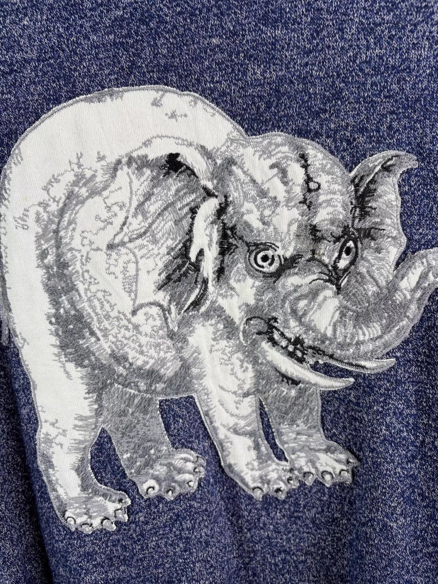 Louis Vuitton LV Elephant Cashmere Sweater K1 Size US XXL / EU 58 / 5 - 3 Thumbnail