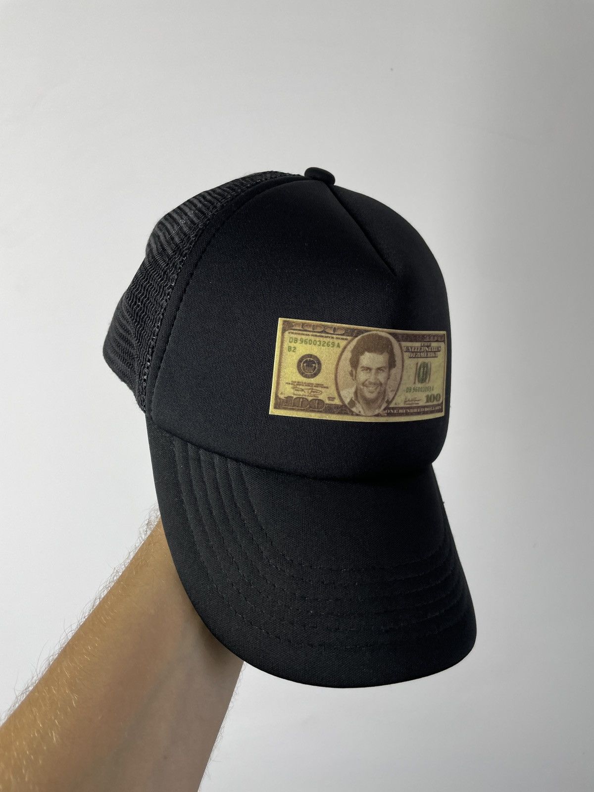 Japanese Brand Cartel Pablo Escobar 100 Dollars Trucker Size ONE SIZE - 2 Thumbnail