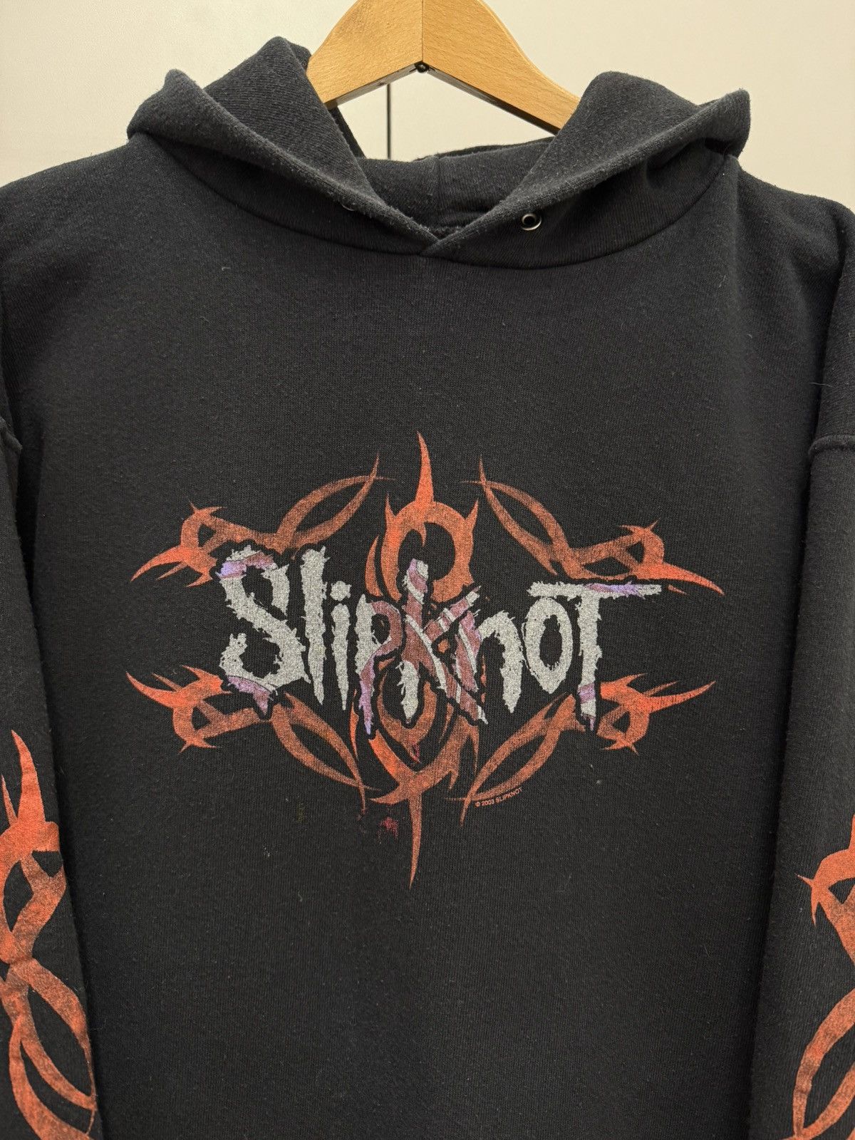 Slipknot 🔥Vintage Slipknot 2003 Tribal Logo Hoodie Balenciaga Style Size US M / EU 48-50 / 2 - 2 Thumbnail