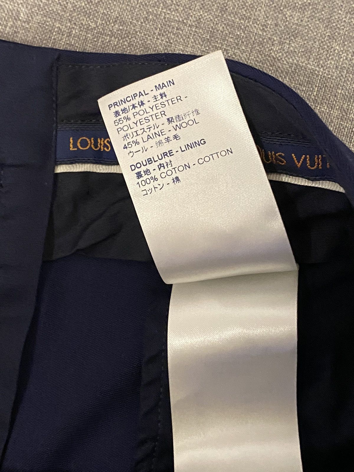 Louis Vuitton Louis Vuitton navy pleated shorts 40 Size US 30 / EU 46 - 9 Thumbnail