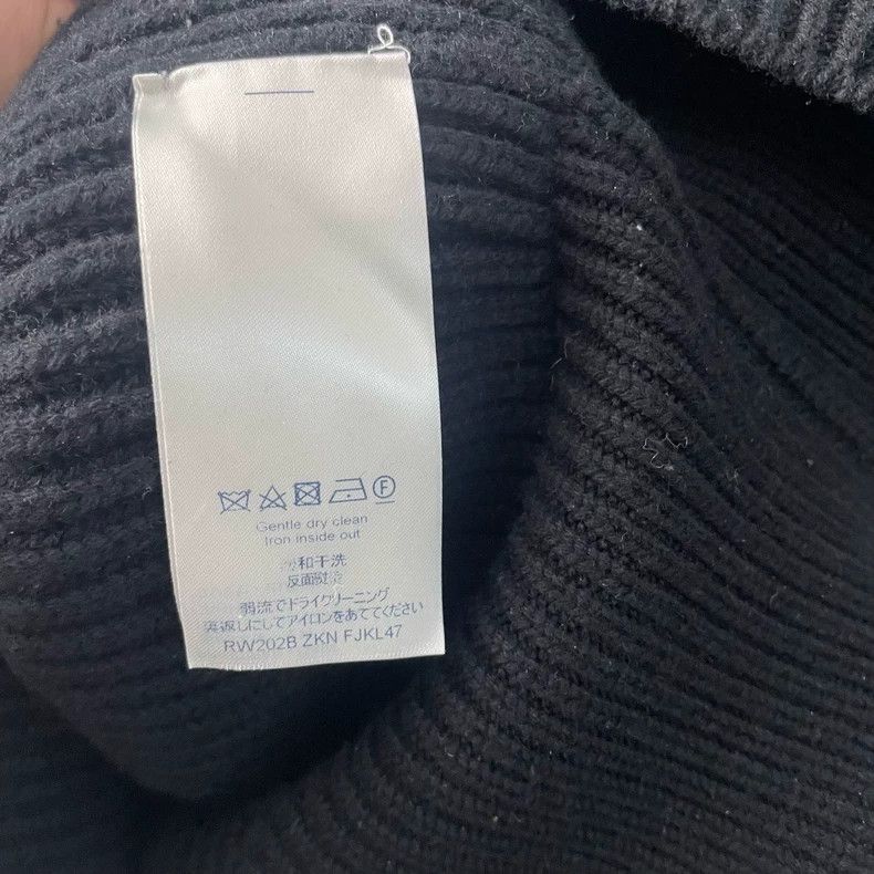 Louis Vuitton Louis Vuitton Black logo at hem sweater 2501-Nextarrow Size US M / EU 48-50 / 2 - 4 Thumbnail