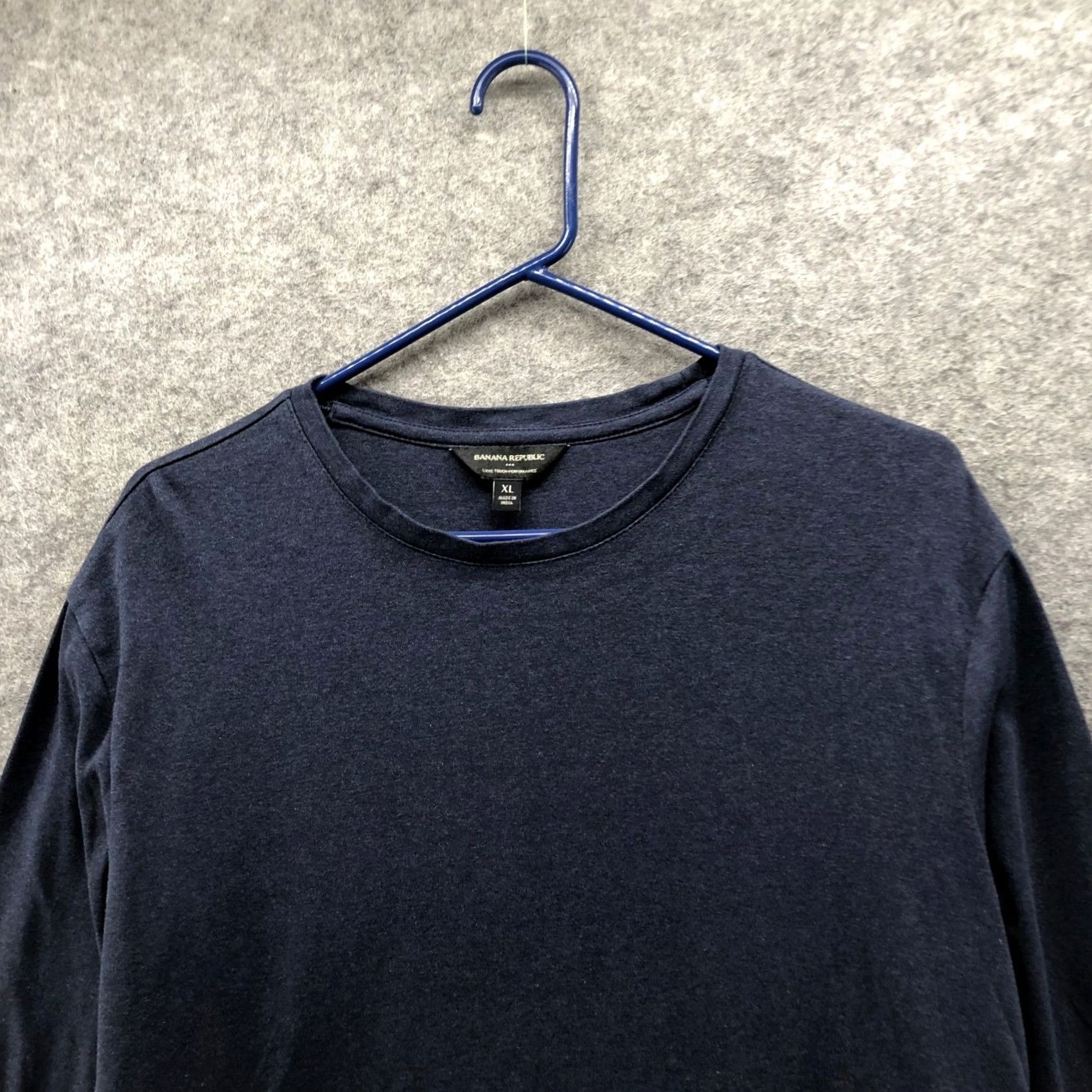 Banana Republic Banana Republic Luxe Touch Performance Long Sleeve T-Shirt Mens XL Navy Blue Size US XL / EU 56 / 4 - 3 Thumbnail