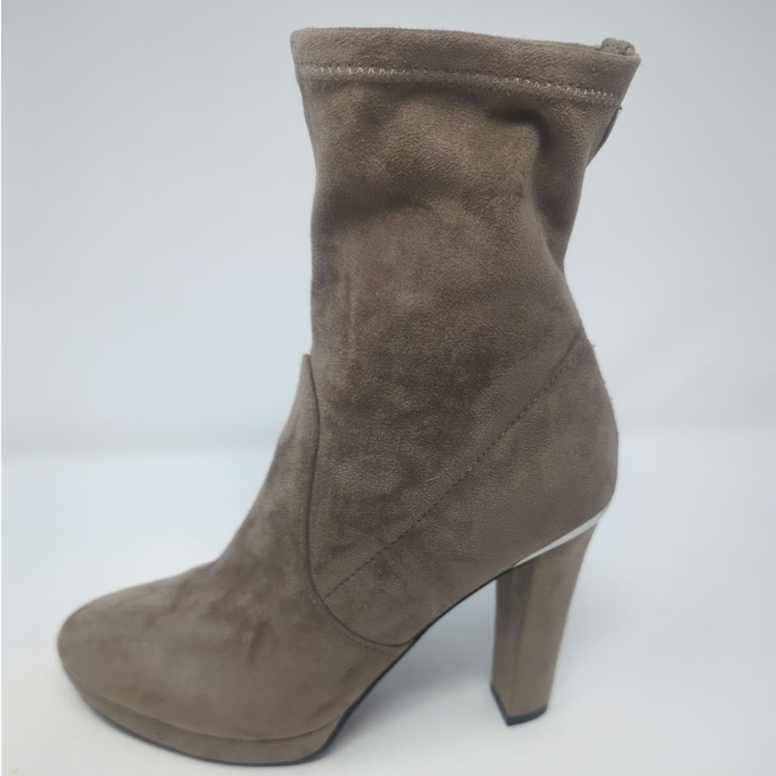 Other G By Guess Brown Velvet Heel Boots Booties Womens Size 6 Size US 6 / IT 36 - 2 Thumbnail