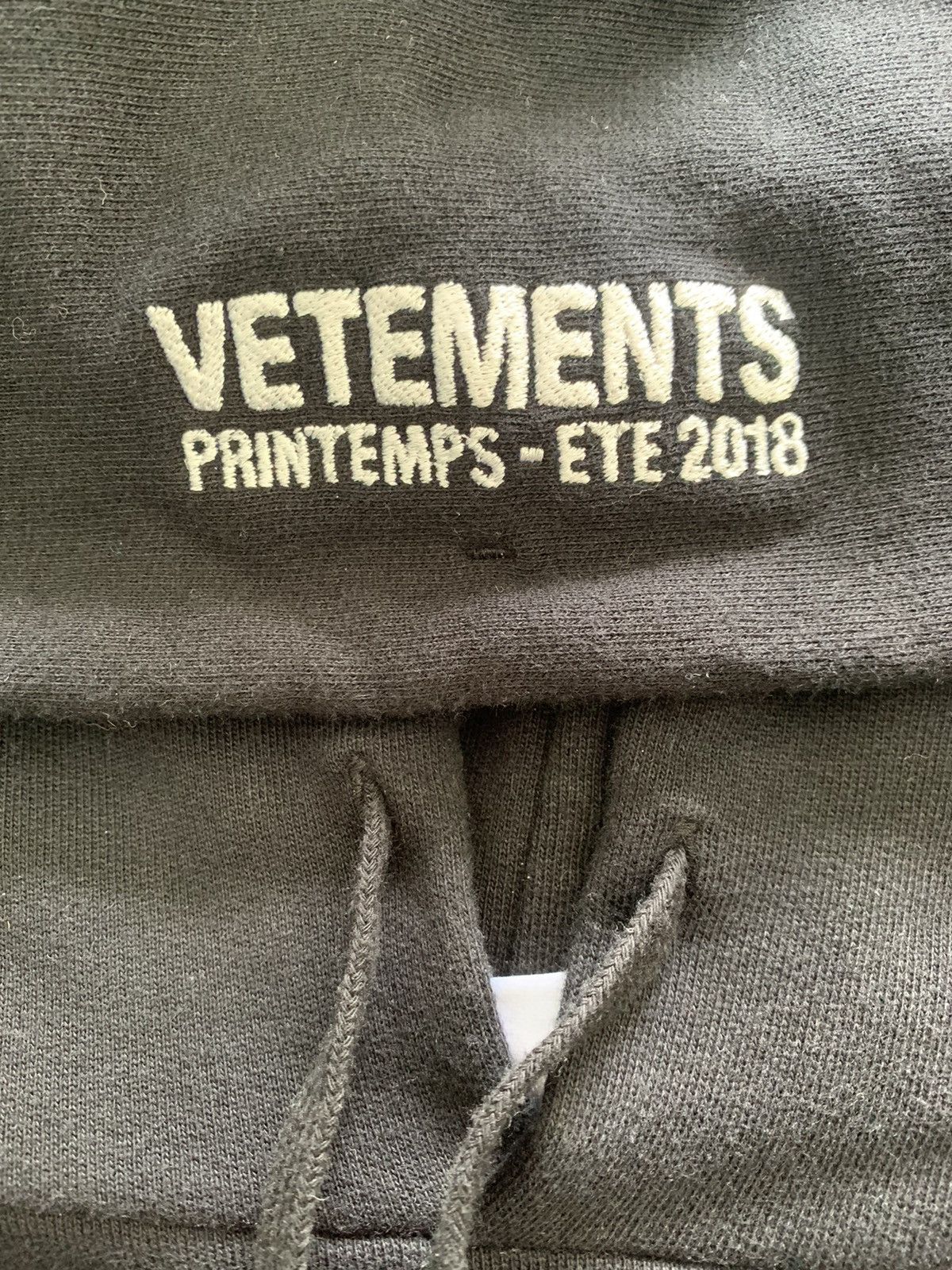 Vetements Ufo Hoodie 1 / 50 Size US L / EU 52-54 / 3 - 5 Thumbnail