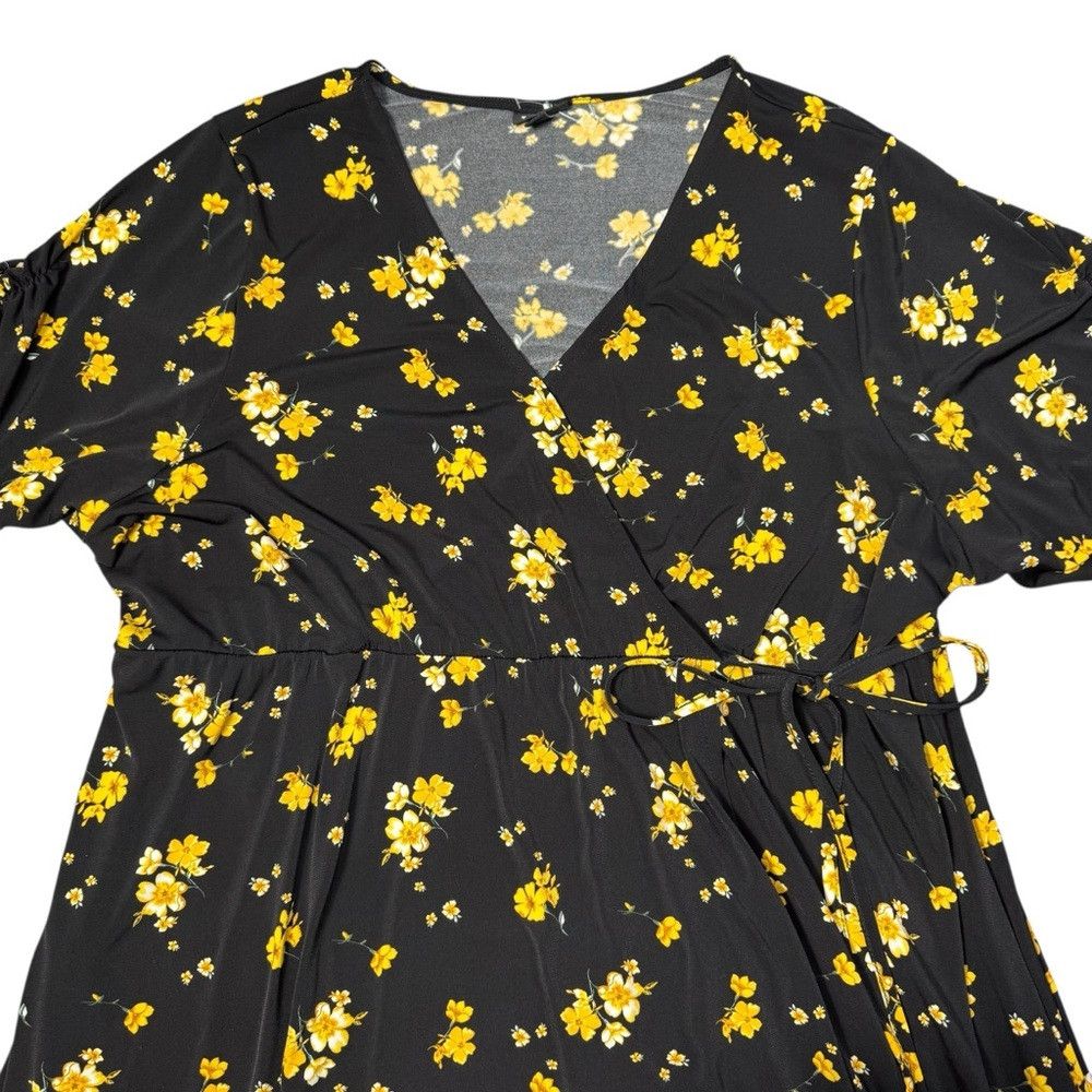 Torrid New Torrid Faux Wrap Black Floral Short Sleeve Dress Size 4 Size 4XL / US 24-26 - 5 Thumbnail