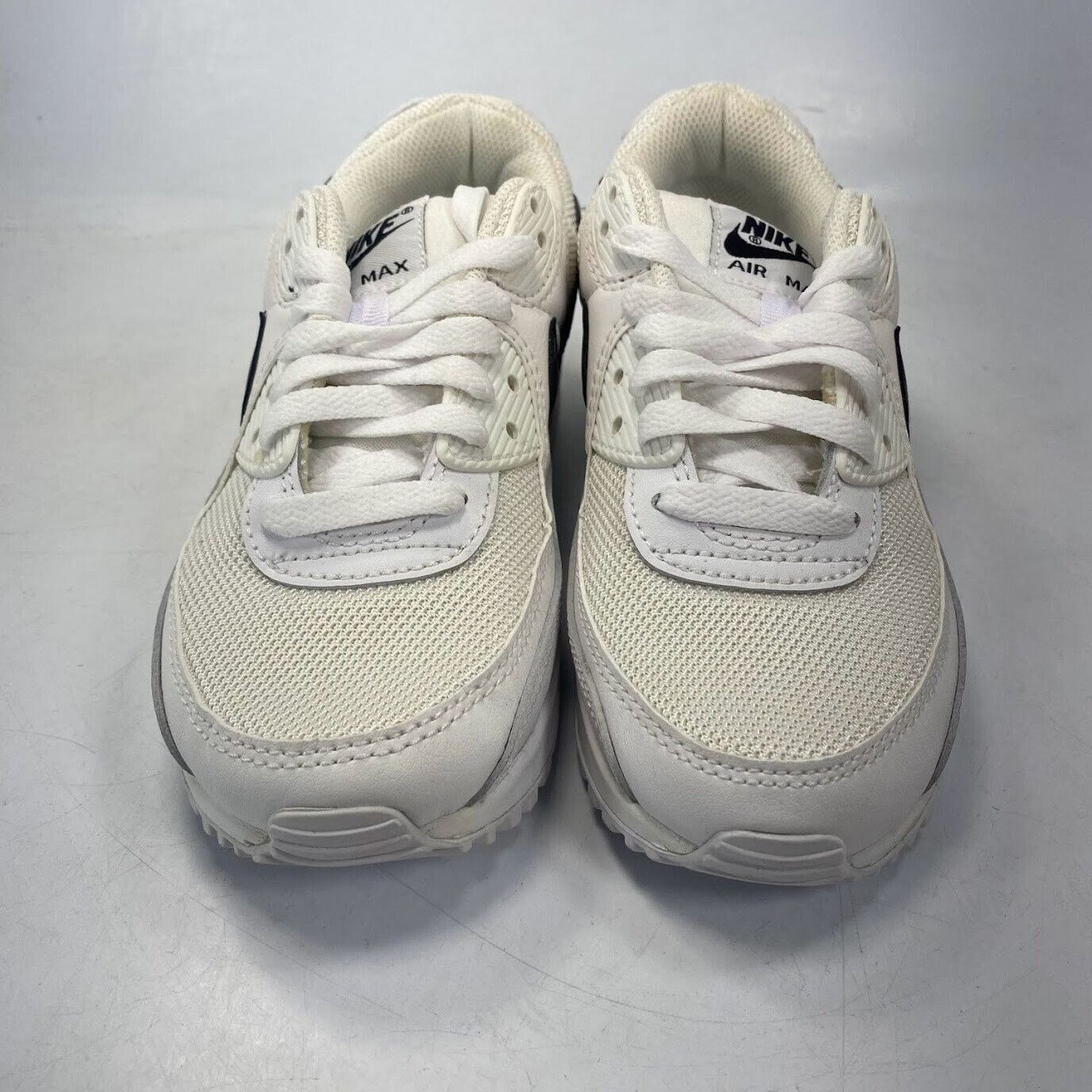 Nike NEW Nike Air Max 90 Women's White Black Sneaker CQ2560 101 Size US 5.5 / EU 38 - 4 Thumbnail