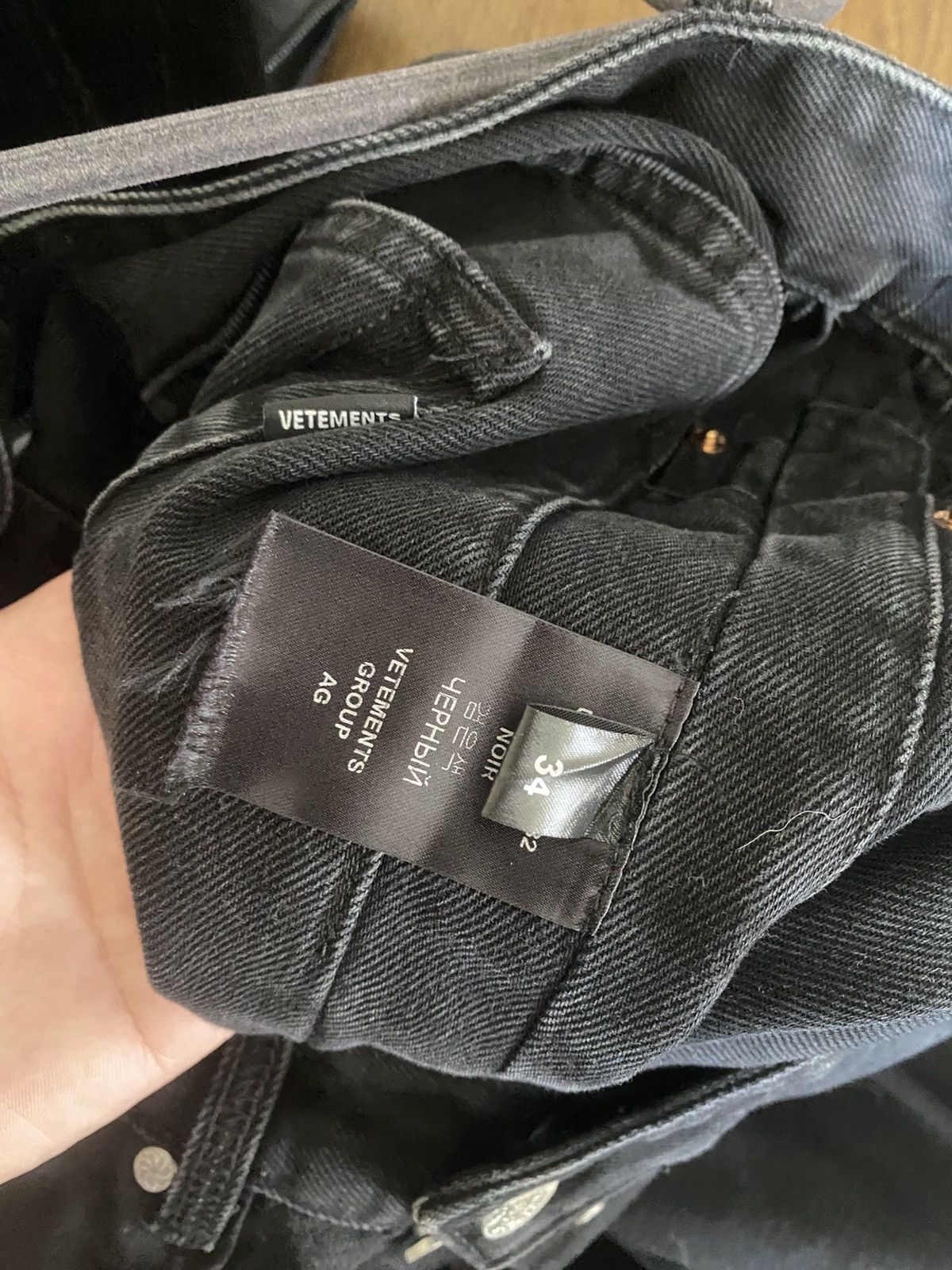 Vetements Vetements Black Inside-Out Destroyed Jeans Size US 34 / EU 50 - 9 Thumbnail