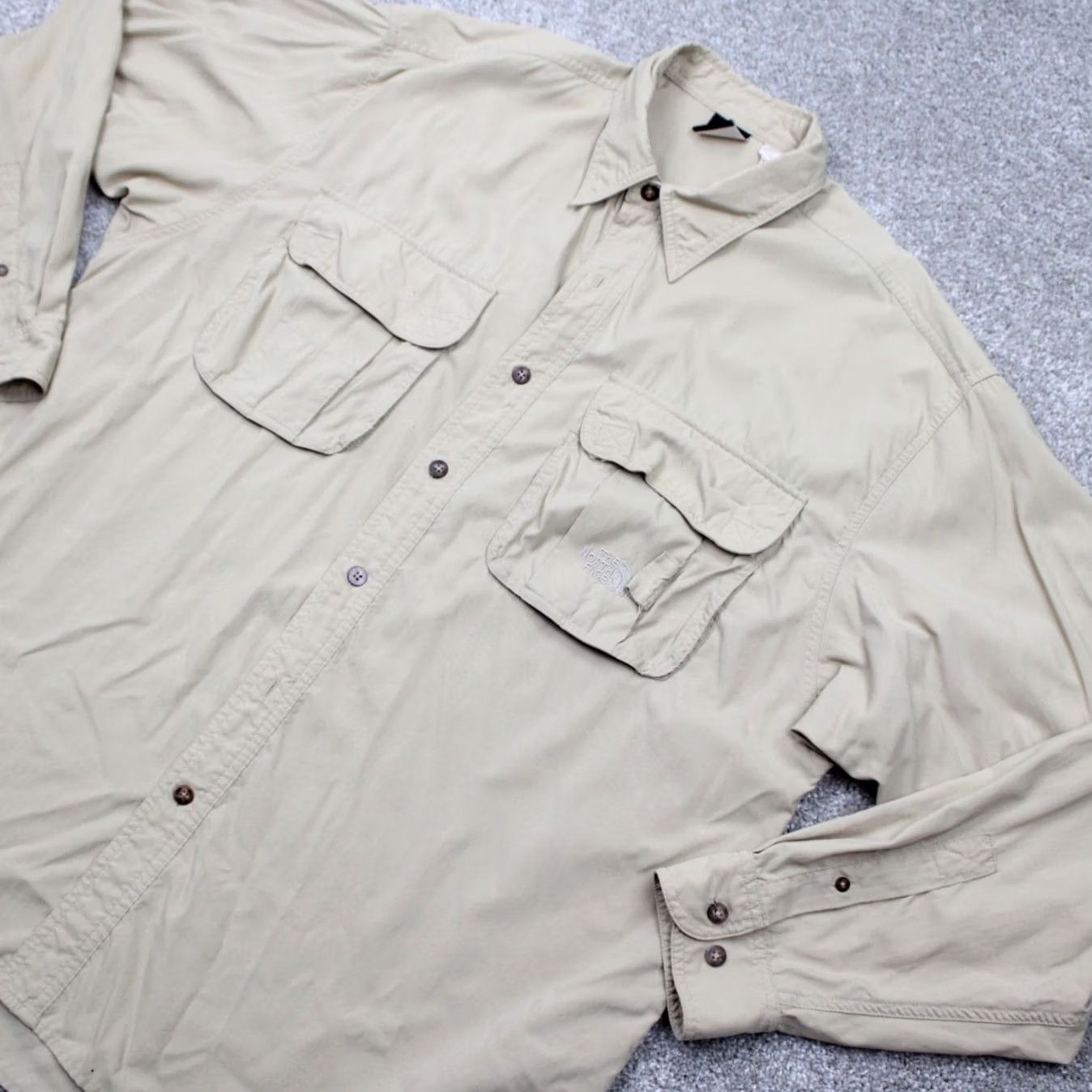 The North Face The North Face Shirt Mens Large Beige 100% Supplex Nylon Long Sleeve Button Up Size US L / EU 52-54 / 3 - 3 Thumbnail