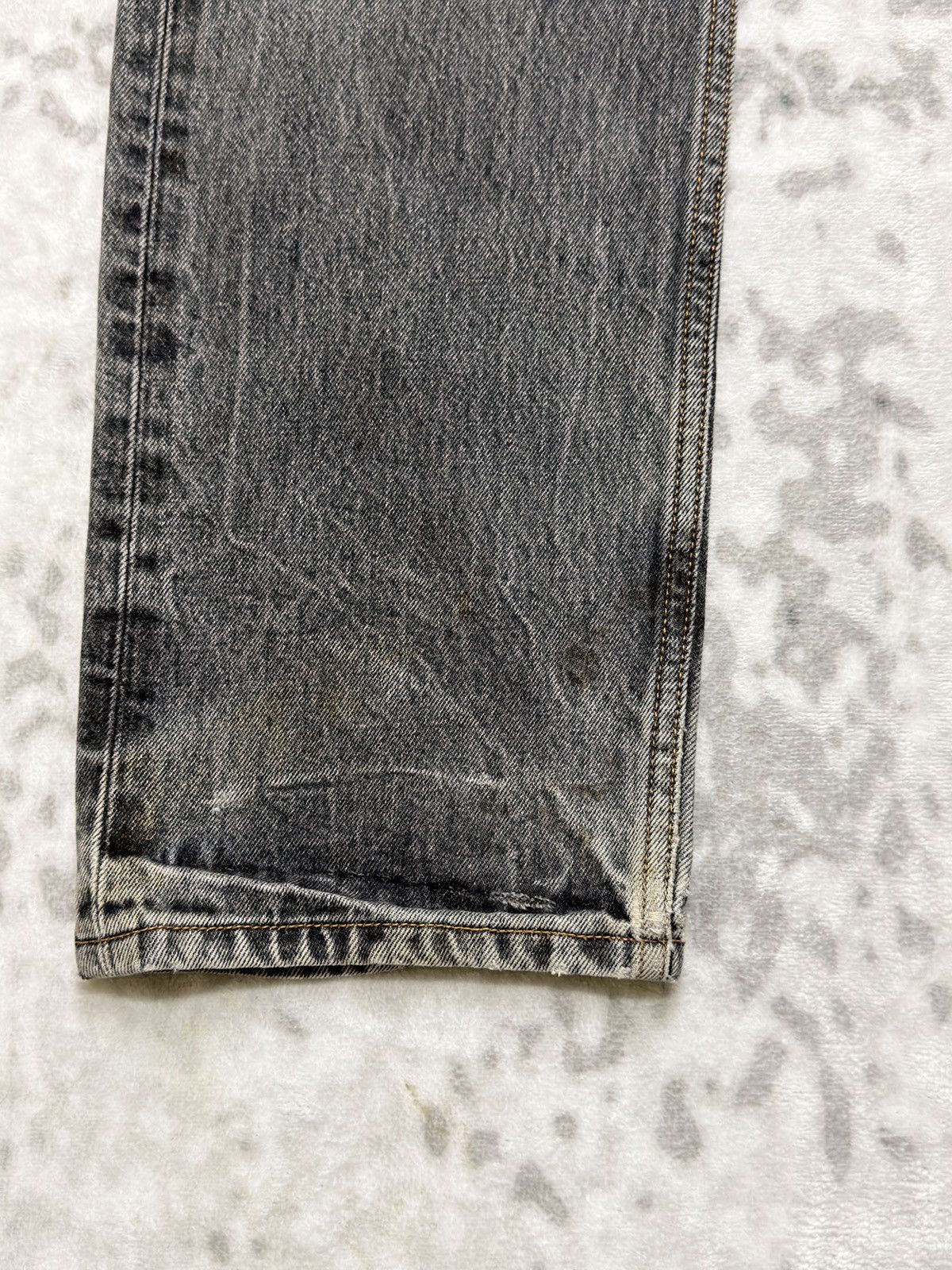 Levi's Vintage Levi’s 501 Straight Leg Faded Black Distressed Denim Size US 32 / EU 48 - 9 Thumbnail