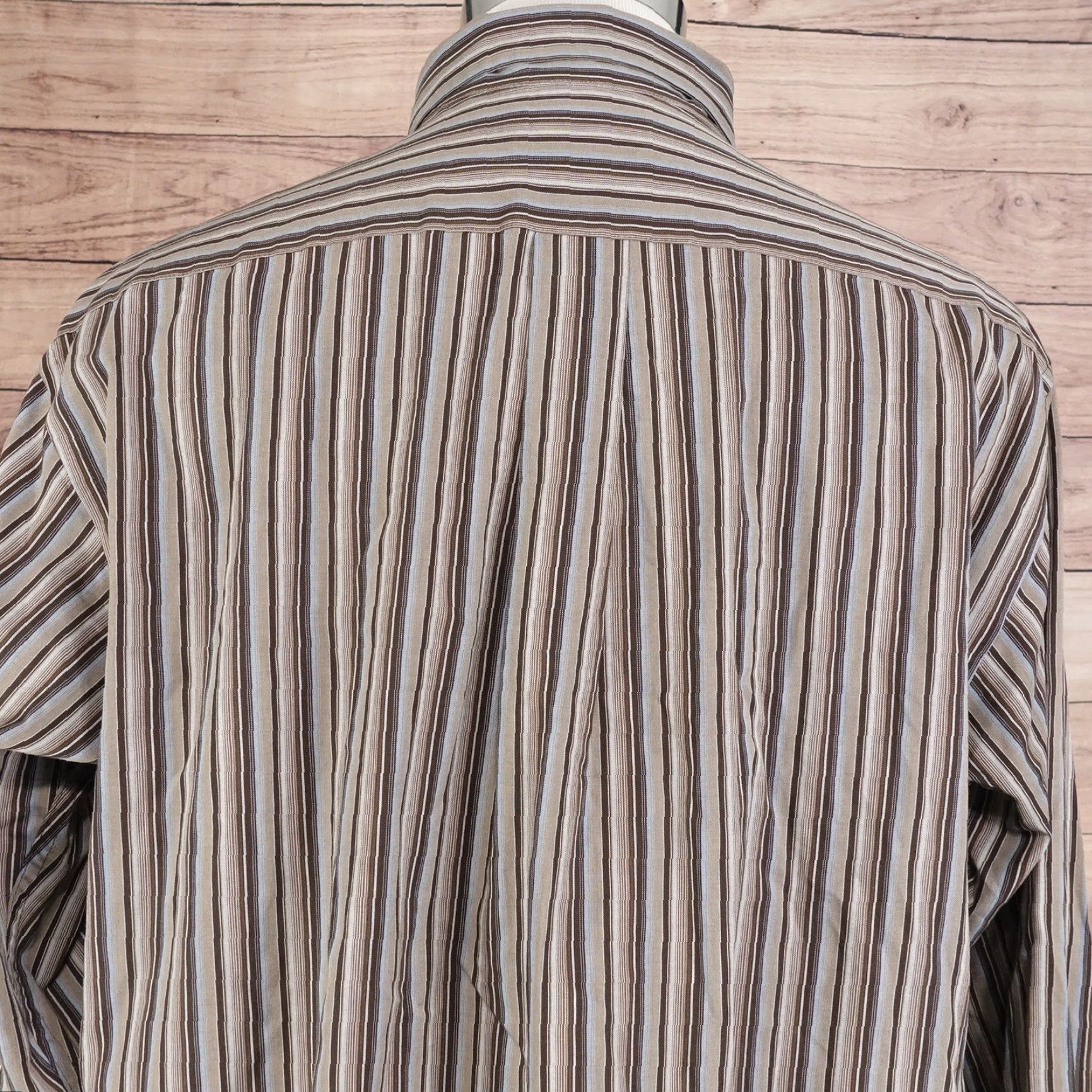 Roundtree & Yorke ROUNDTREE & YORKE LONG SLEEVE STRIPED BUTTON-UP SHIRT MENS REGULAR SIZE L MULTICOLOR Size US L / EU 52-54 / 3 - 5 Thumbnail
