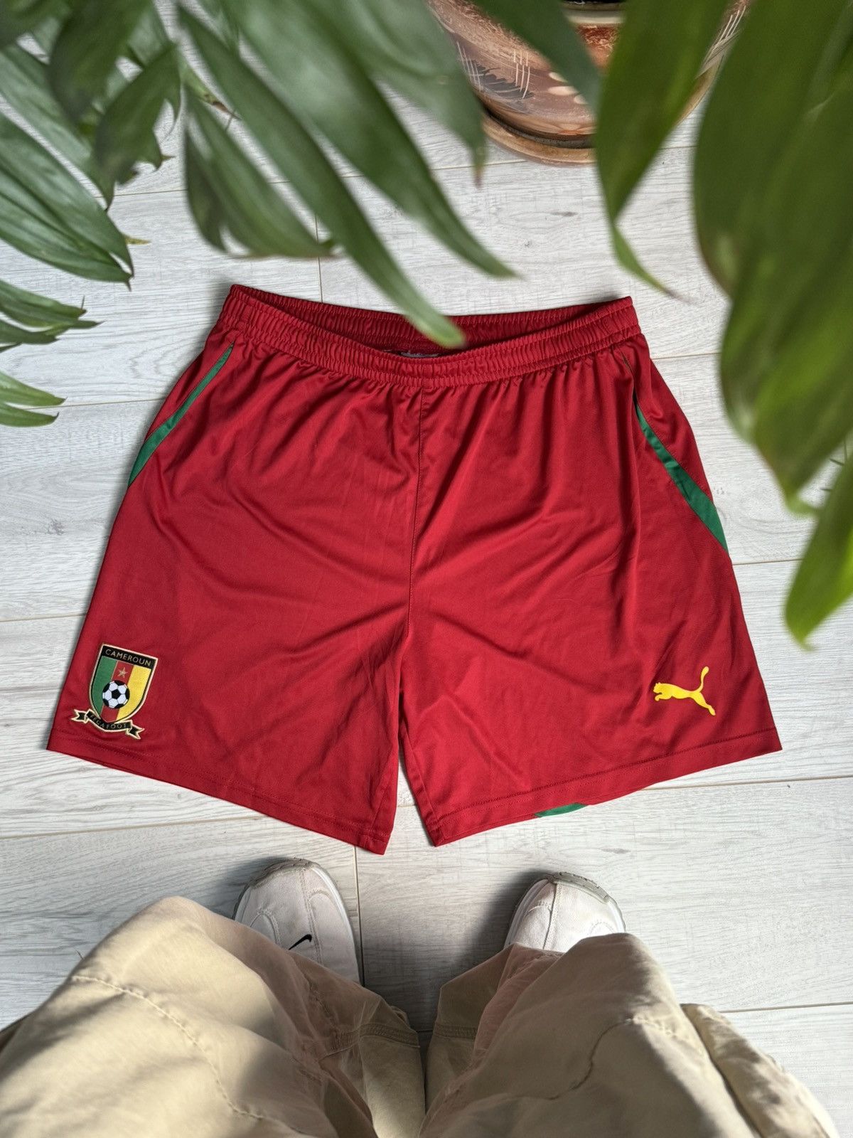 Puma × Vintage Vintage Cameroun Puma soccer jersey shorts Size US 34 / EU 50 - 1 Thumbnail