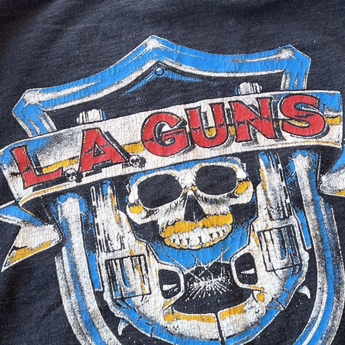 Vintage Fruit Of The Loom Vintage Kiss L.A. Guns Sex Booze T-Shirt Size US M / EU 48-50 / 2 - 6 Thumbnail