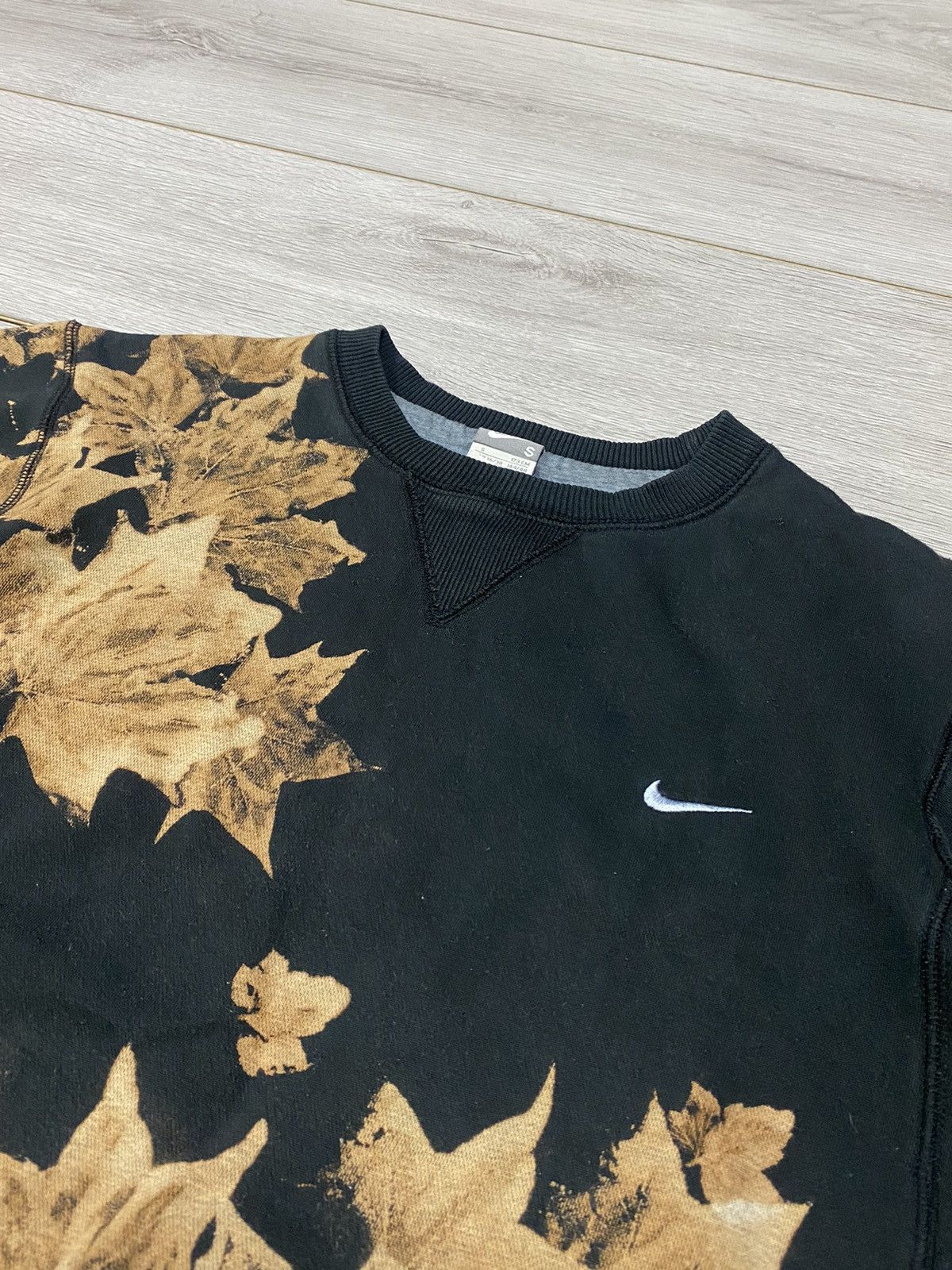 Nike Nike 🍁 vintage leaves sweatshirt custom Size US S / EU 44-46 / 1 - 5 Thumbnail