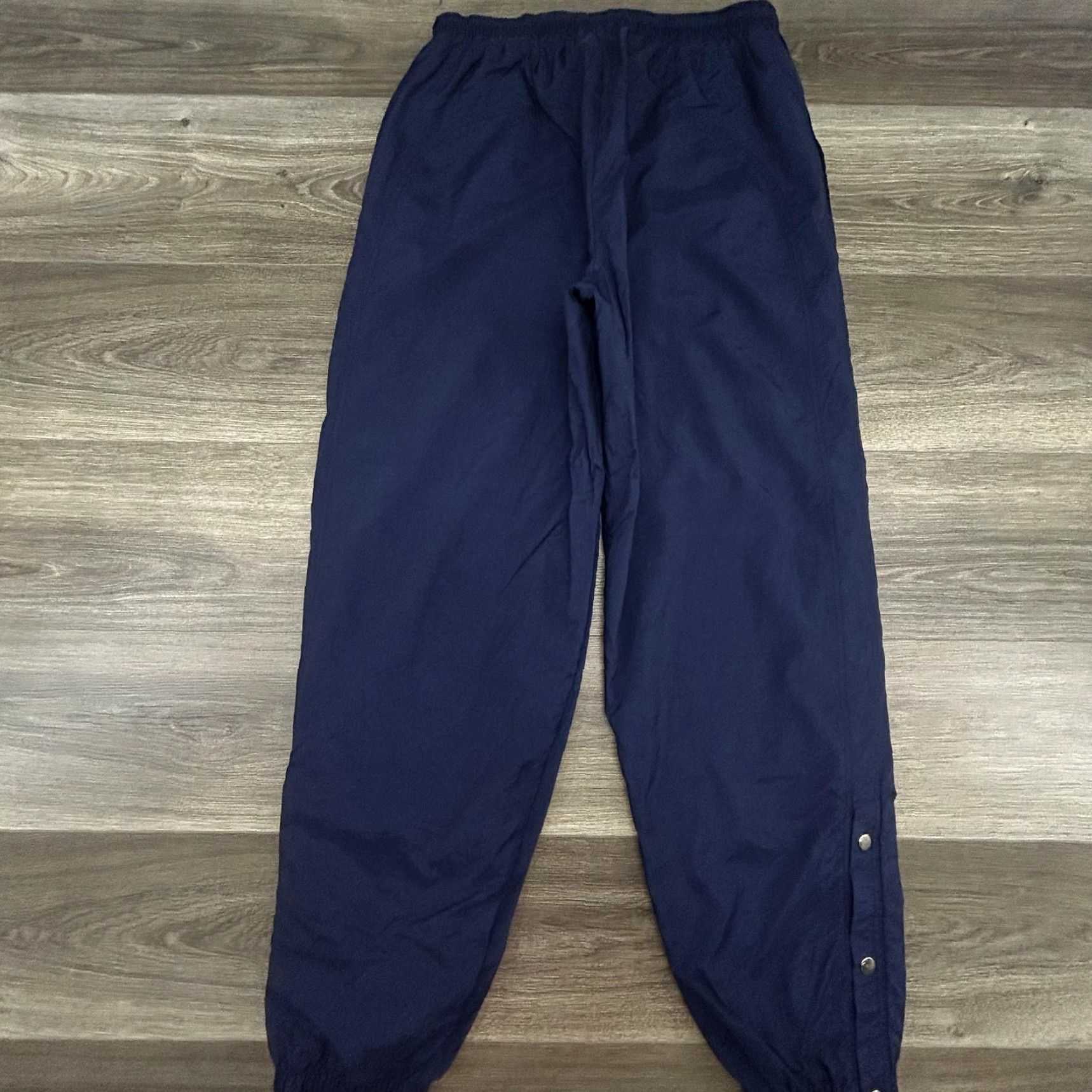 Nike VINTAGE Nike Track Pants Mens L Navy Tearaway Snap Button Nylon Lined 90s Size US 33 - 3 Thumbnail