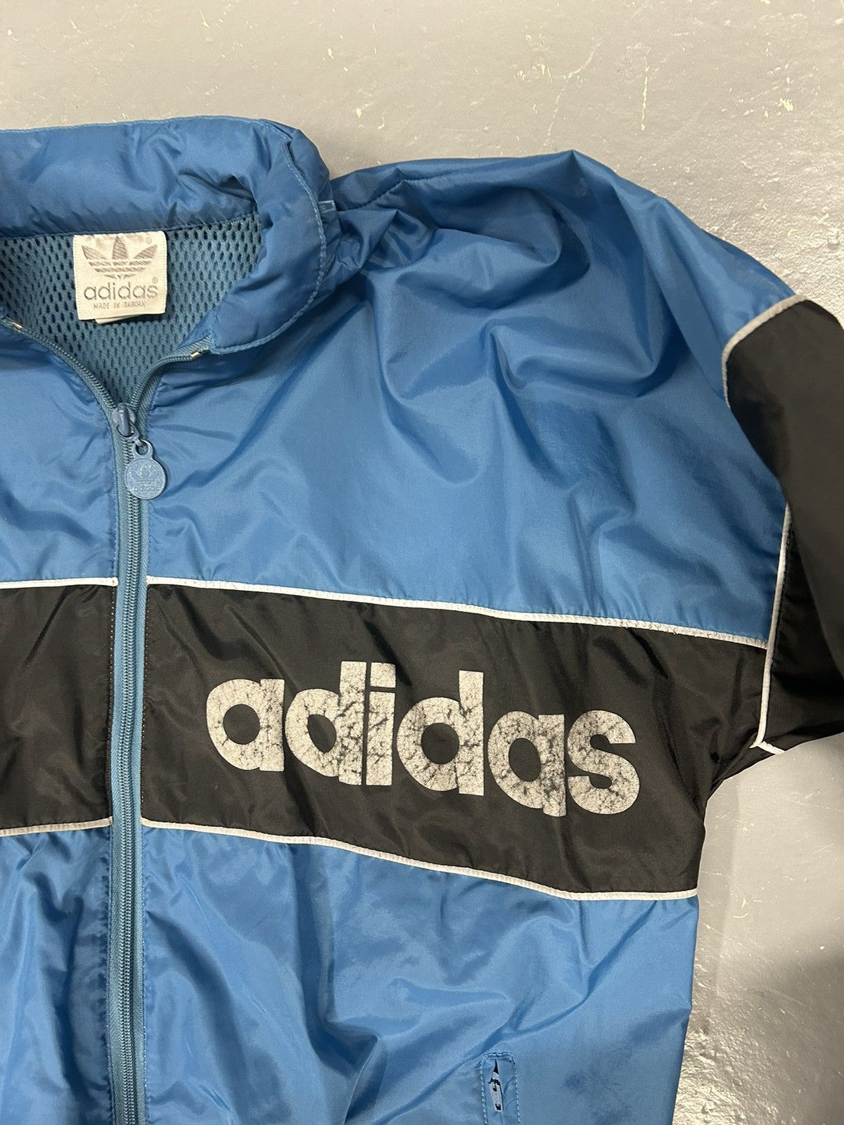 Adidas × Vintage Crazy Vintage Y2K Adidas Blue Script Windbreaker Jacket Size US M / EU 48-50 / 2 - 3 Thumbnail