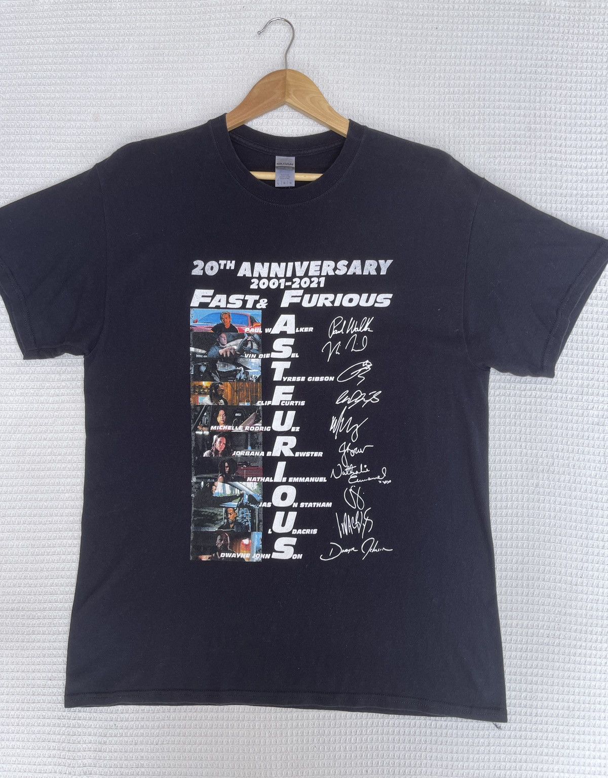 Vintage Vintage 20th Anniversary 2001-2021 Fast Furious Movie Tee Size US L / EU 52-54 / 3 - 8 Thumbnail