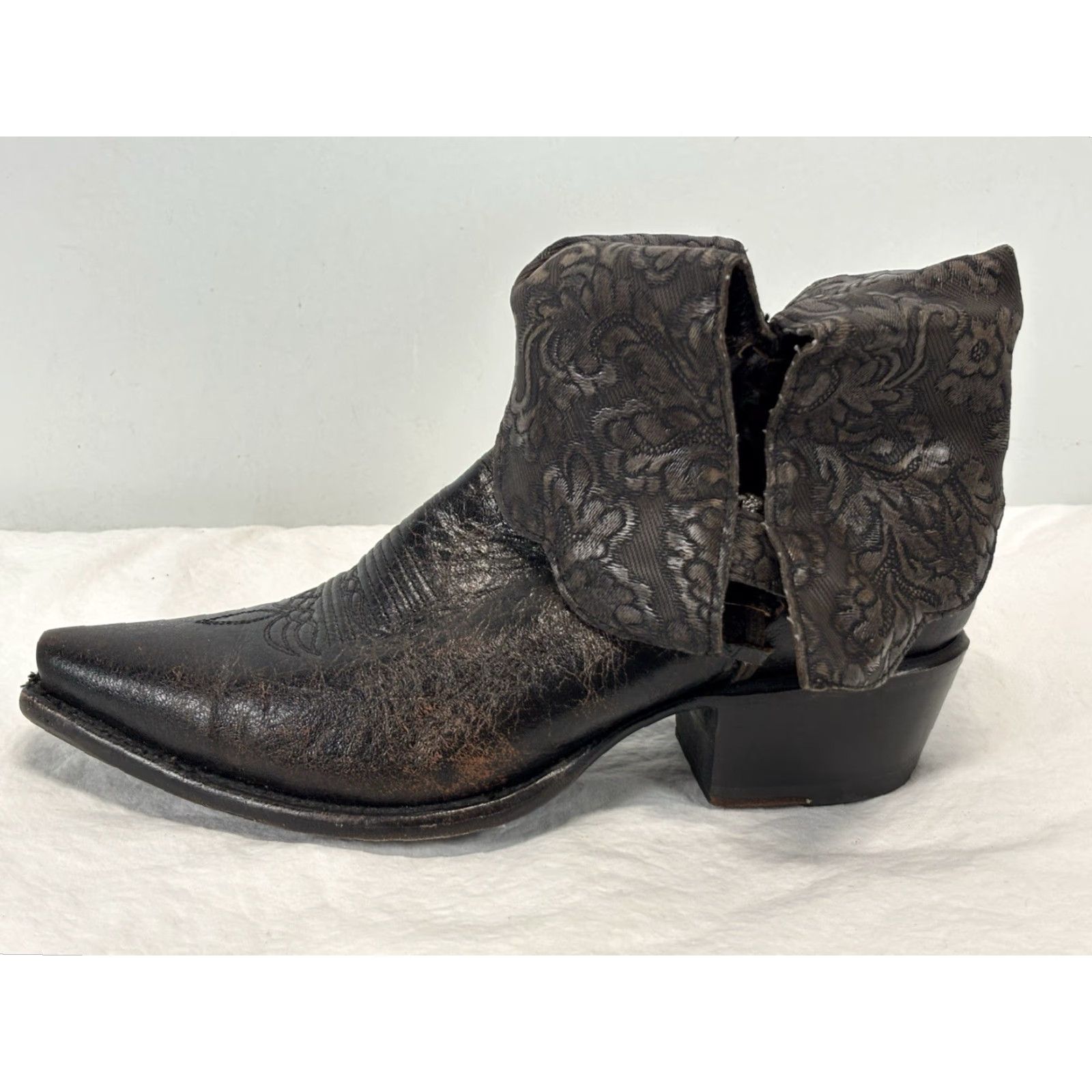 Vintage VINTAGE Sonora Cassidy Western Boots Women 6.5B Brown Distressed Leather Pointed Toe Fold-Over Womens Size US 6.5 / IT 36.5 - 5 Thumbnail