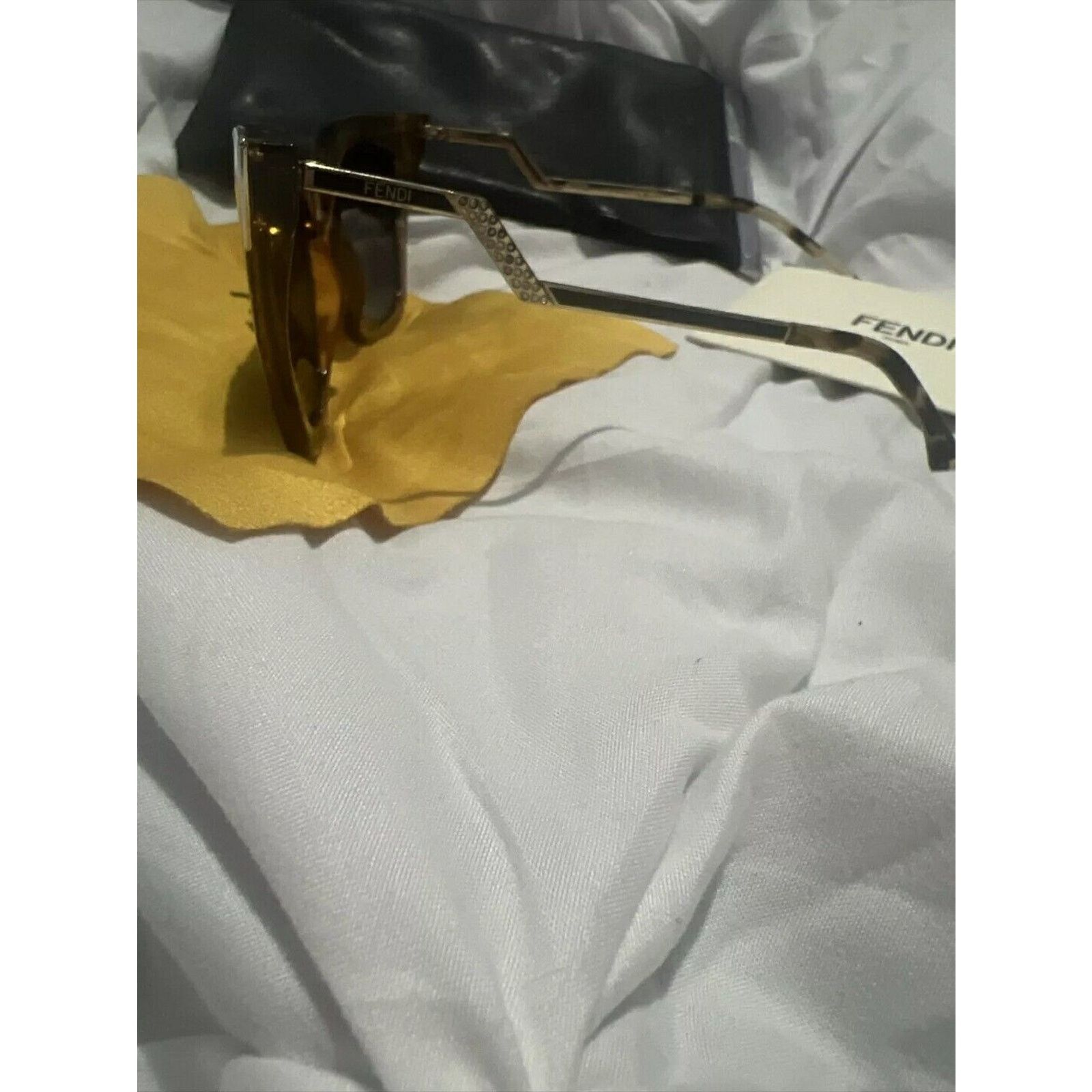Fendi Fendi Sunglasses Size ONE SIZE - 3 Thumbnail