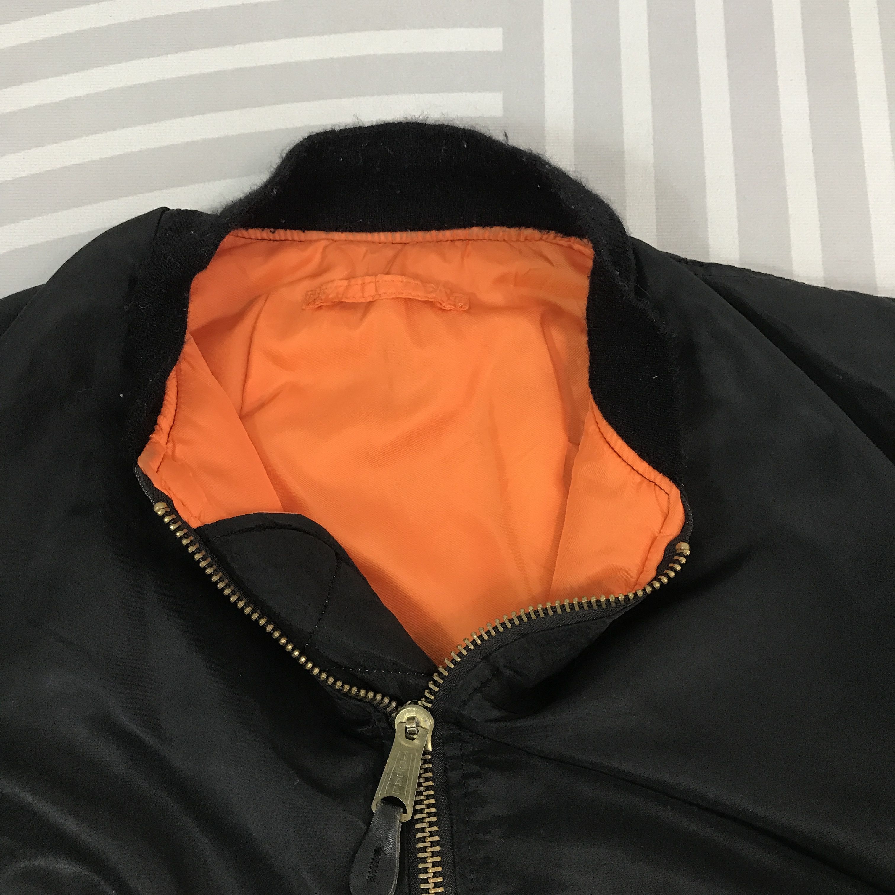 Alpha Industries Vintage Alpha Industries Bomber Black jacket Size US XL / EU 56 / 4 - 8 Thumbnail