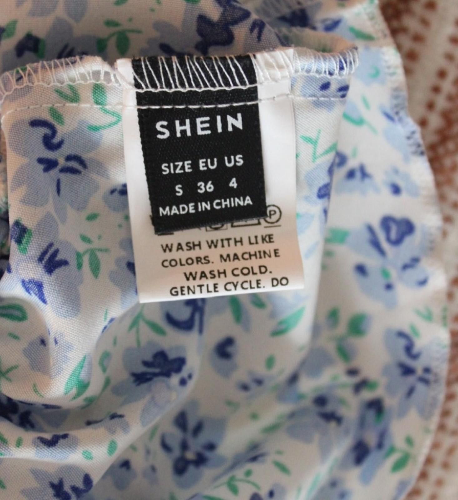 Shein NWOT SHEIN Women's Floral Print Sleeveless Top Tie Straps S Size S / US 4 / IT 40 - 9 Thumbnail
