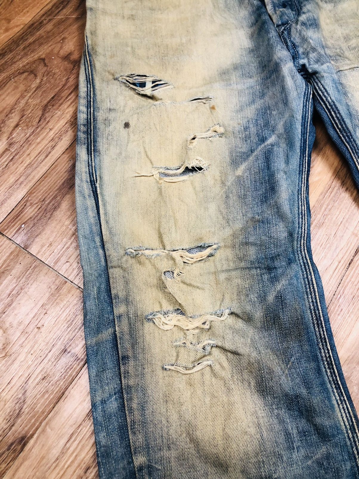 Diesel Diesal Industry Distress Jeans (36) Size US 28 / EU 44 - 6 Thumbnail