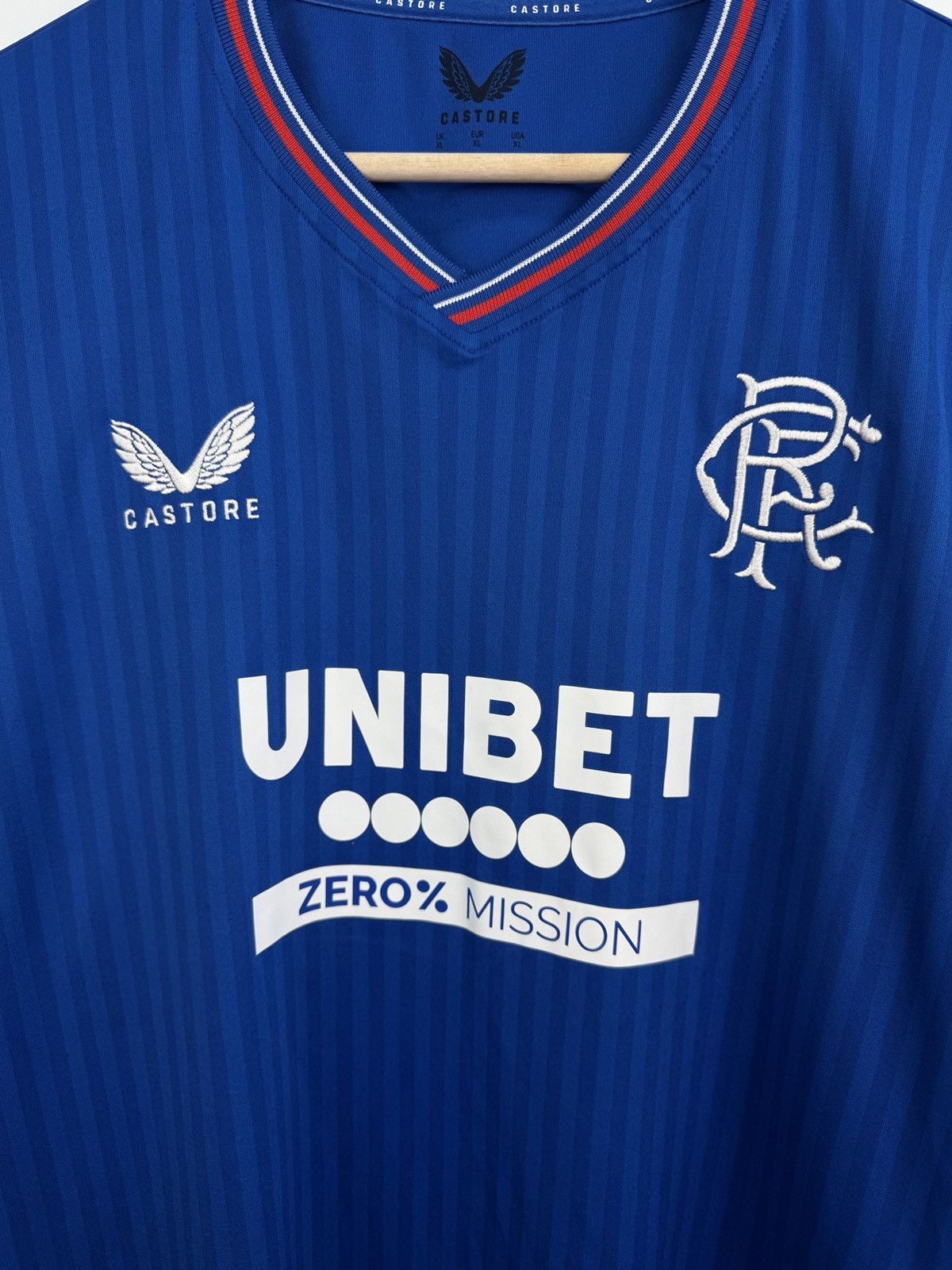 Castore 🏴󠁧󠁢󠁳󠁣󠁴󠁿 Y2K Castore Glasgow Rangers Jersey Blokecore Rare Hype Size US XL / EU 56 / 4 - 4 Thumbnail