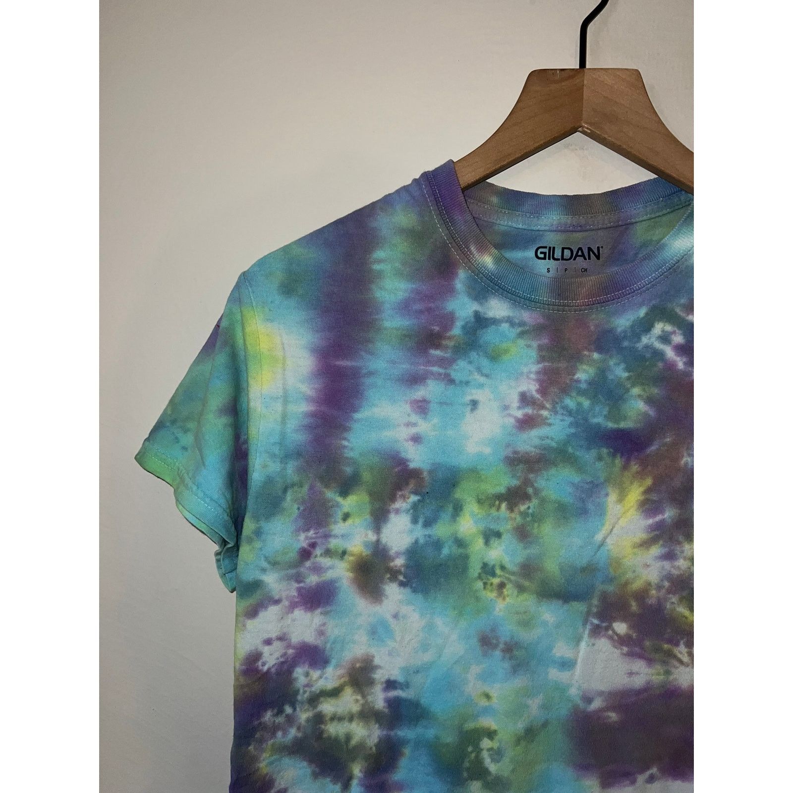 Gildan Y2K Women's Gildan Blank Tie Dye Multicolor Shirt Women S Size S / US 4 / IT 40 - 3 Thumbnail