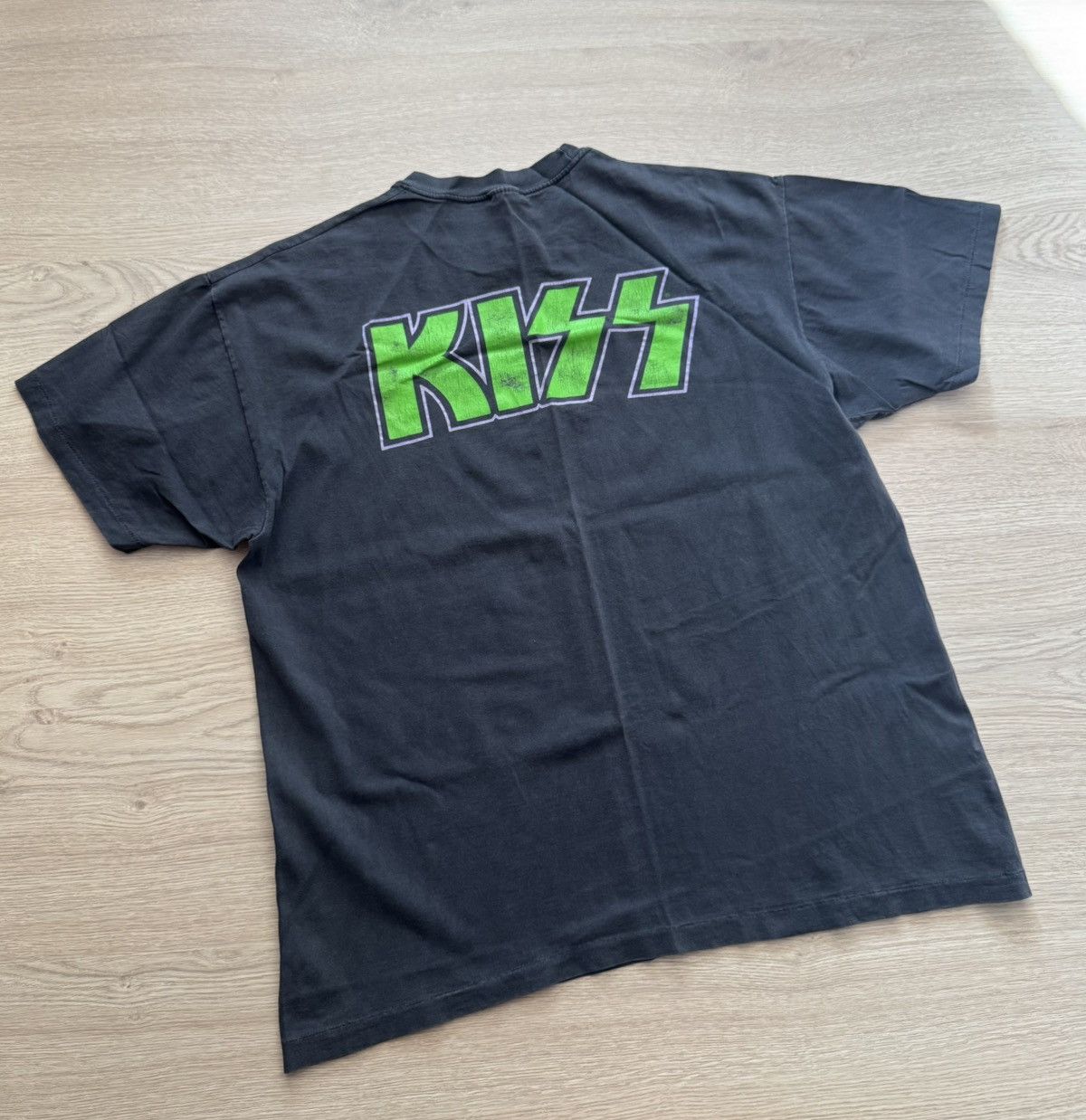Hanes Vintage 90’s KISS Band Faded Sunfaded Single Stitch T-Shirt Size US L / EU 52-54 / 3 - 5 Thumbnail