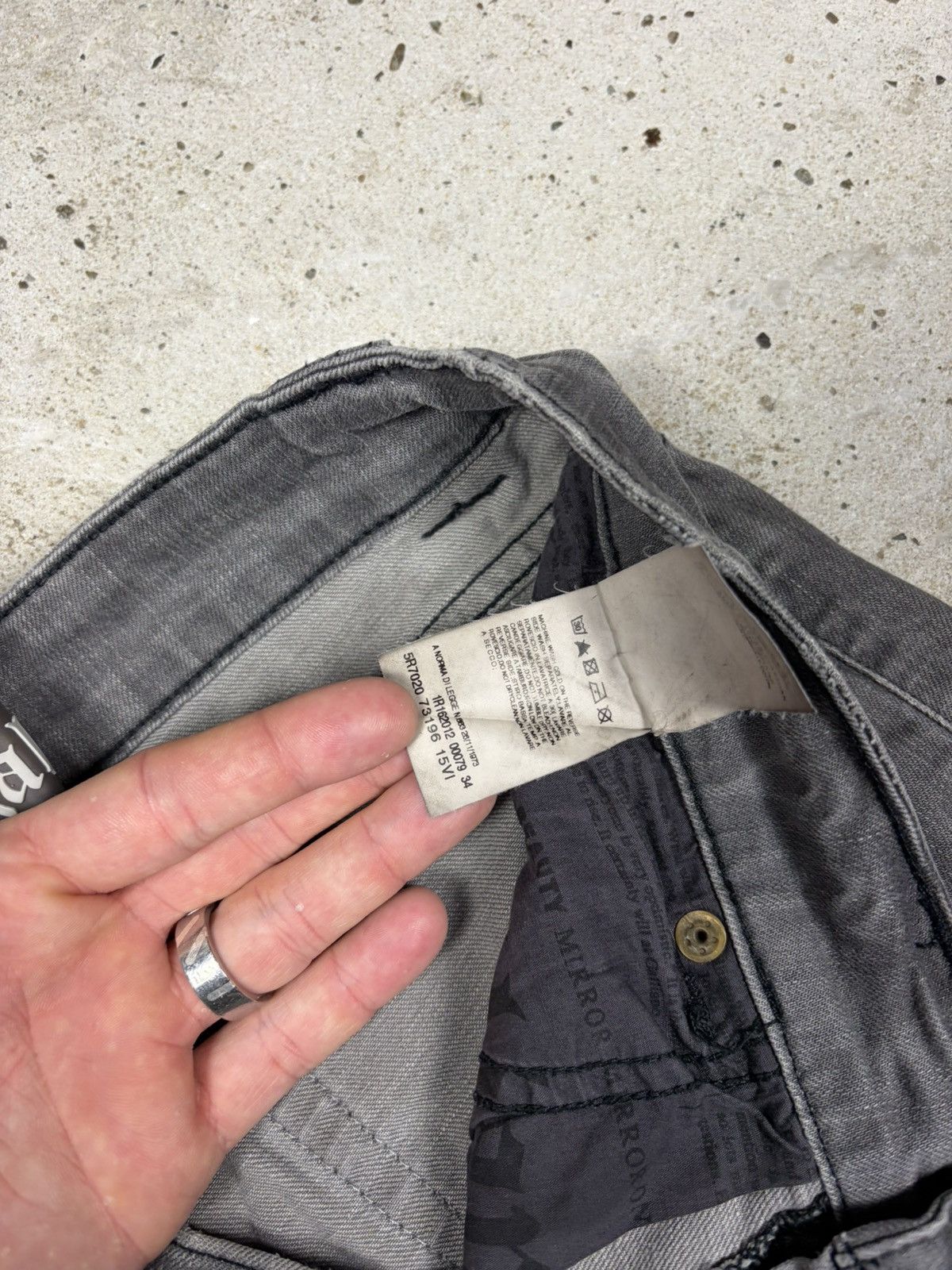 John Galliano 2000s John Galliano Grey Jeans Denim Pants Studs Rhinestones Size 30" / US 8 / IT 44 - 12 Thumbnail