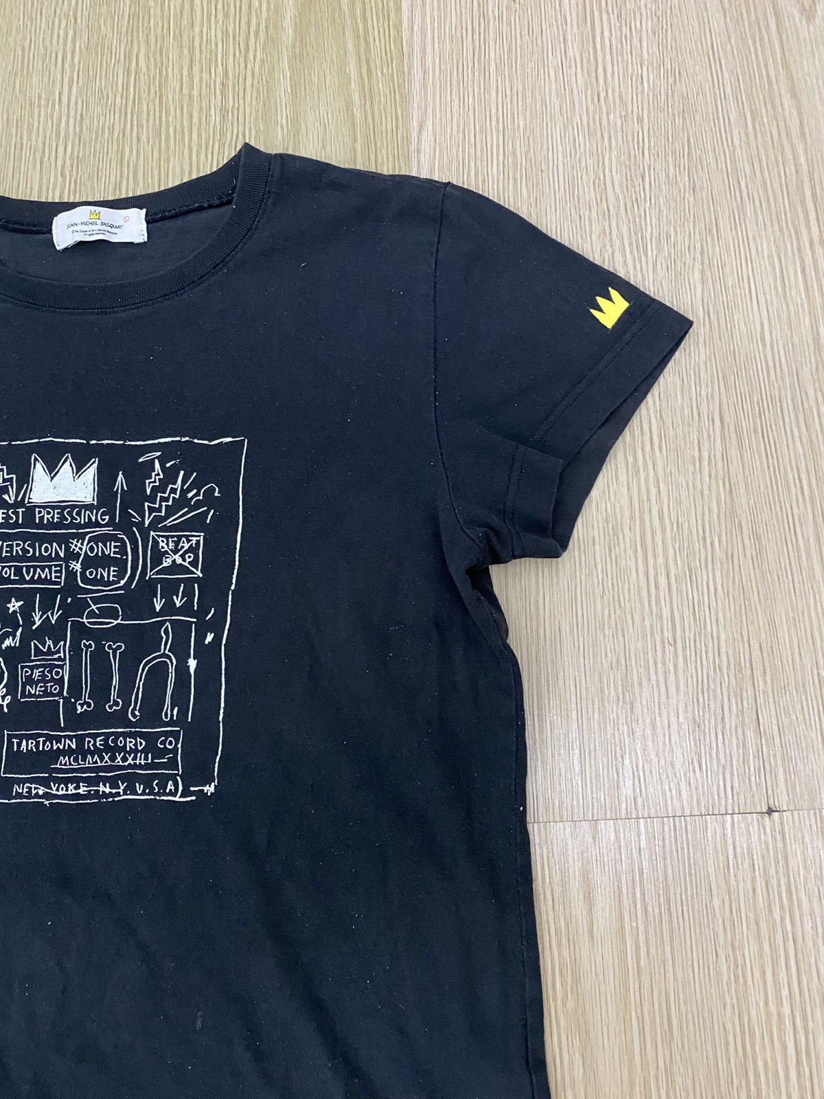 Jean-Michel Basquiat × Uniqlo Jean Michel Basquit x uniqlo tees Size S / US 4 / IT 40 - 3 Thumbnail