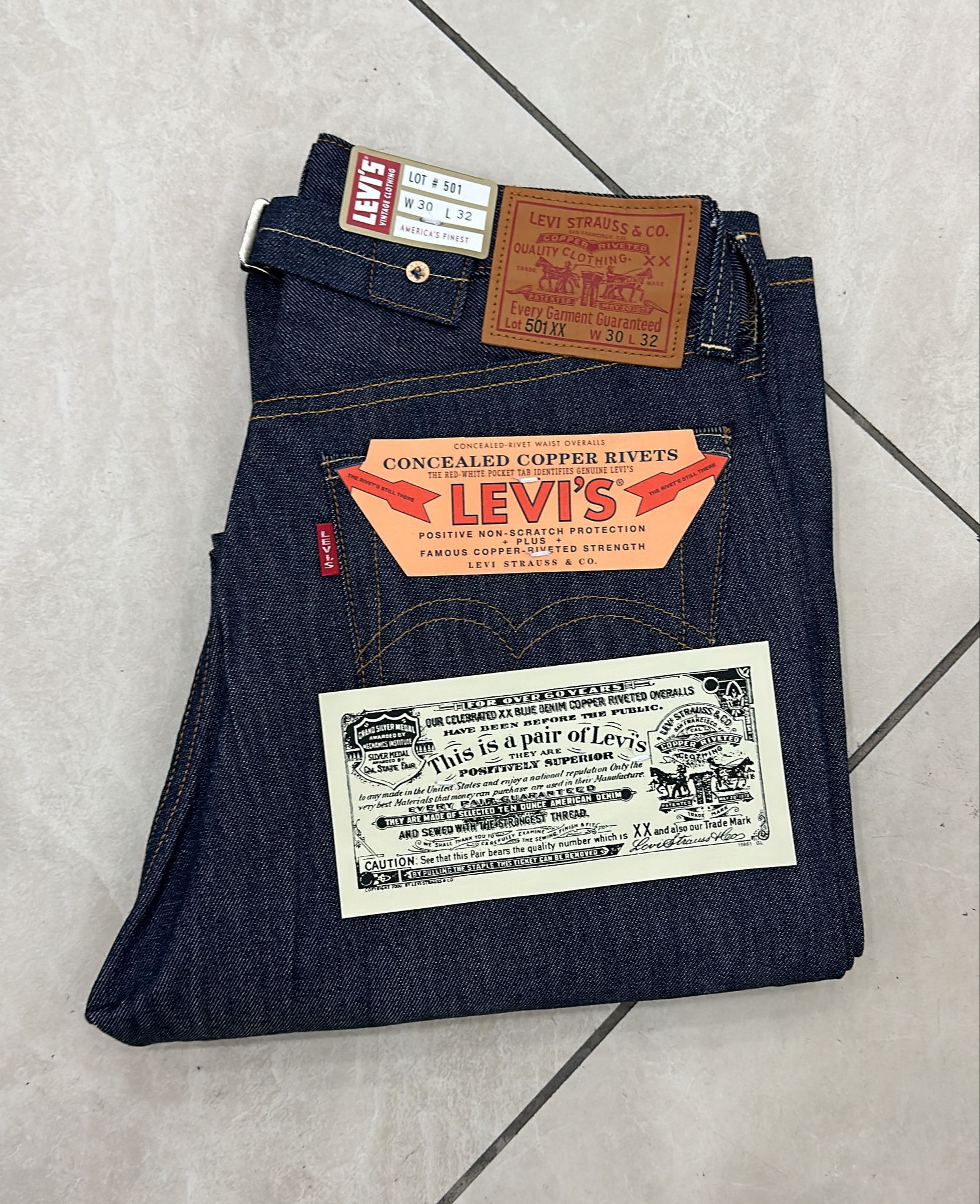 Levi's Vintage Clothing LVC Levi's Vintage Clothing 1937 501XX BigE Selvedge Jeans Size US 30 / EU 46 - 1 Thumbnail