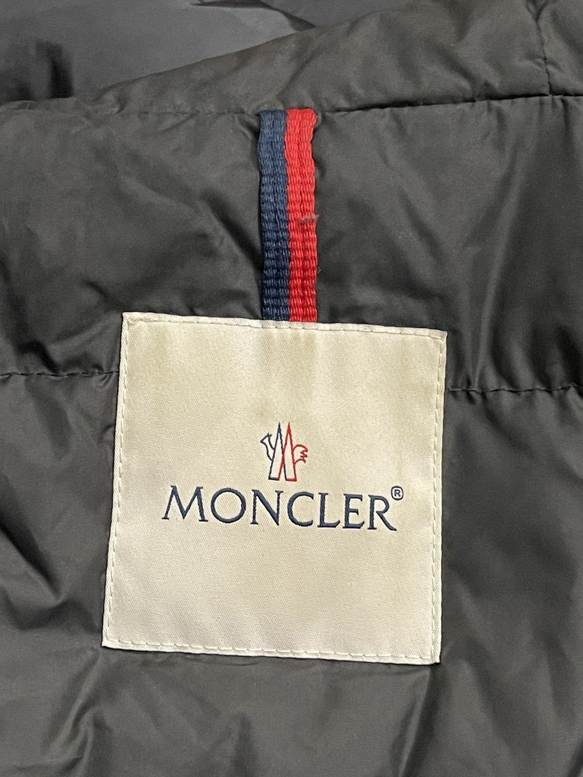 Moncler Moncler Puffer Jacket Size XS / US 0-2 / IT 36-38 - 14 Thumbnail