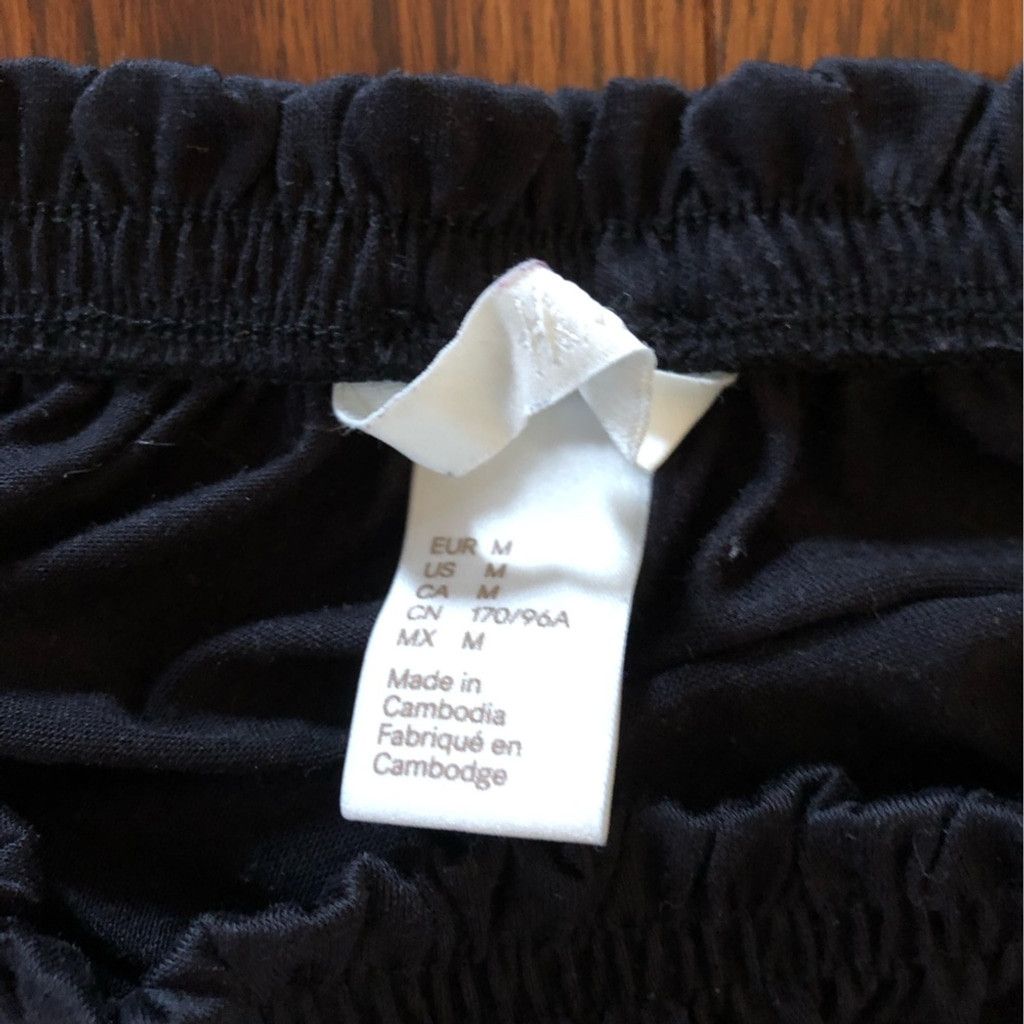 H&M Loose fit black medium top Size M / US 6-8 / IT 42-44 - 5 Thumbnail