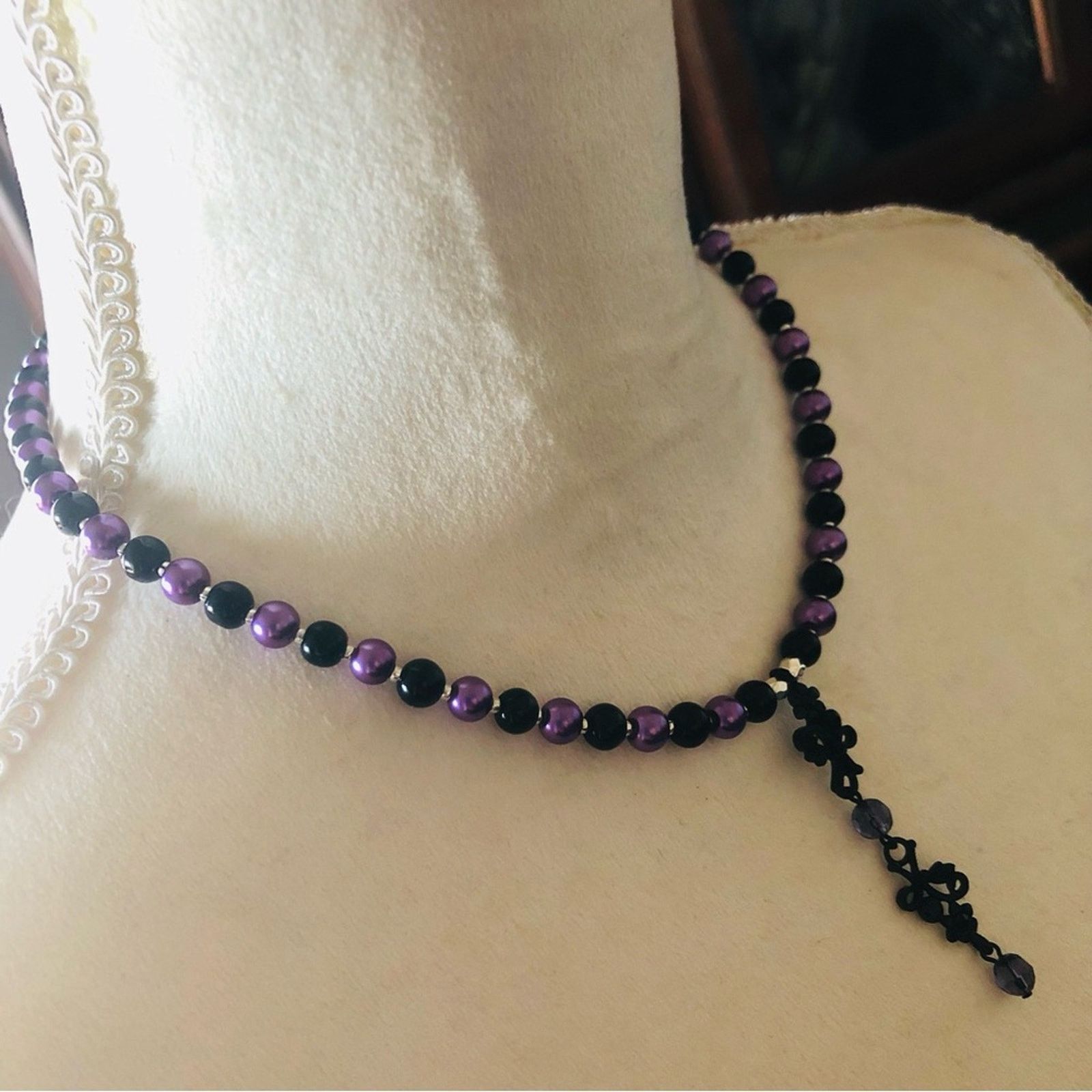 Handmade Handcrafted repurpose elegant stone pendant Pearl necklace Size ONE SIZE - 3 Thumbnail
