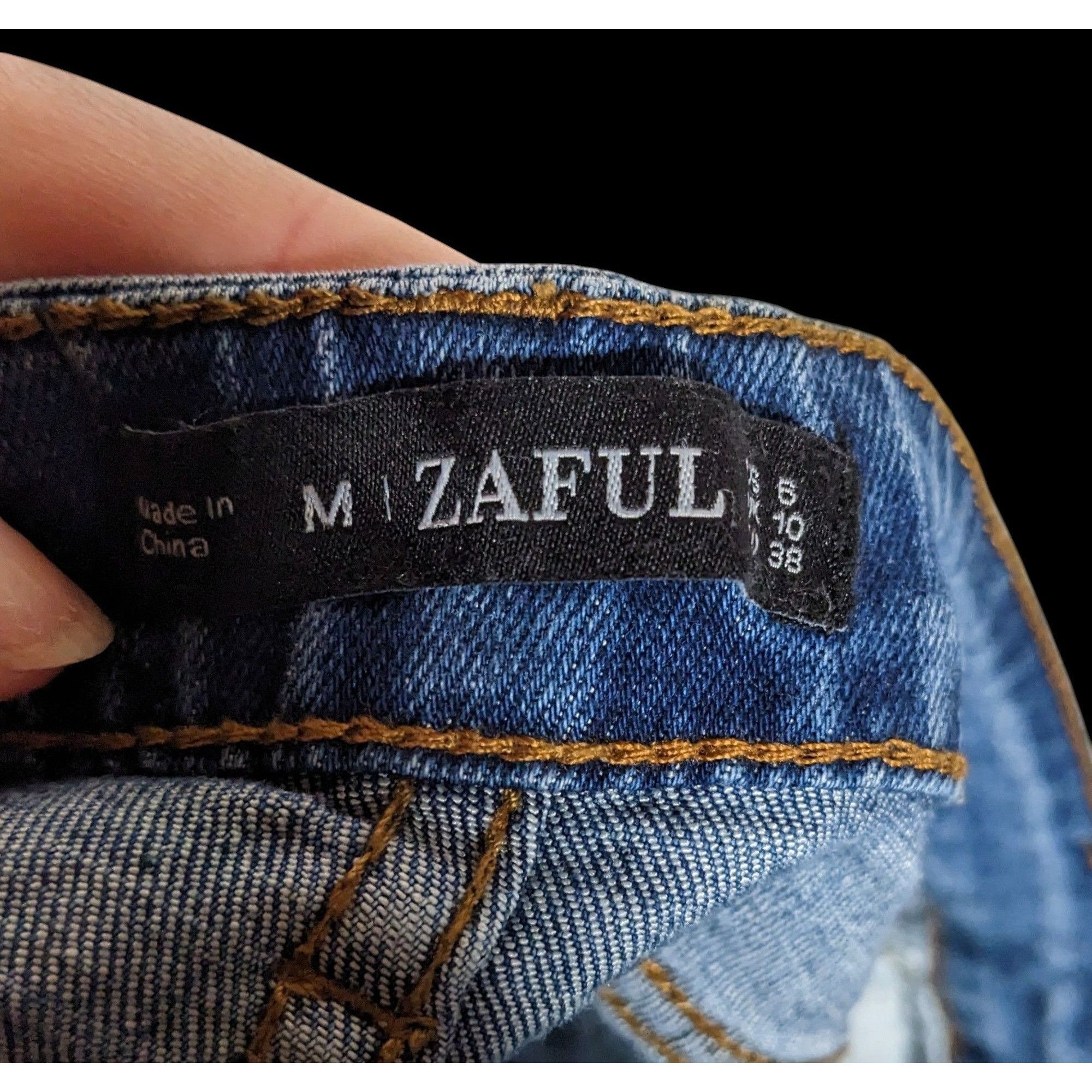 ZAFUL Zaful Blue Denim Mini Skirt With Frayed Edges Size 28" / US 6 / IT 42 - 3 Thumbnail