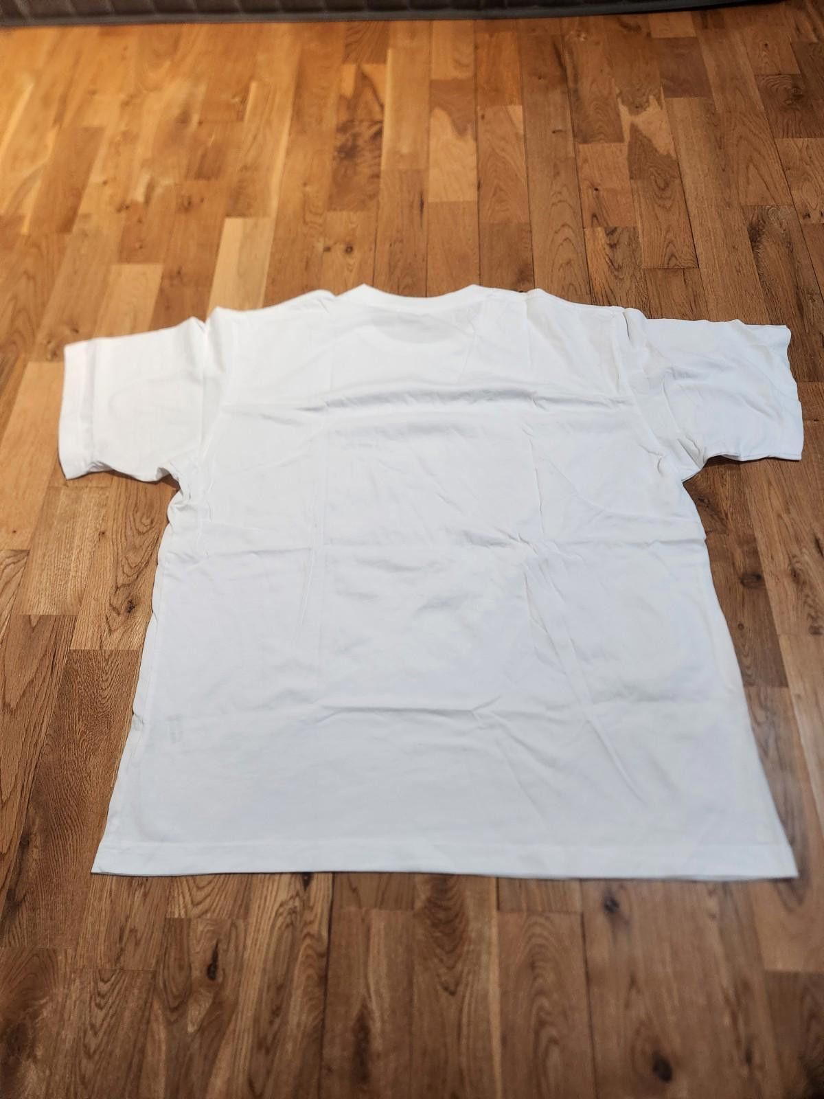 Uniqlo UNIQLO ANDY WARHOL X KAWAMURA CAMPBELL SOUP MEN'S T-SHIRT XL Size US XL / EU 56 / 4 - 4 Thumbnail