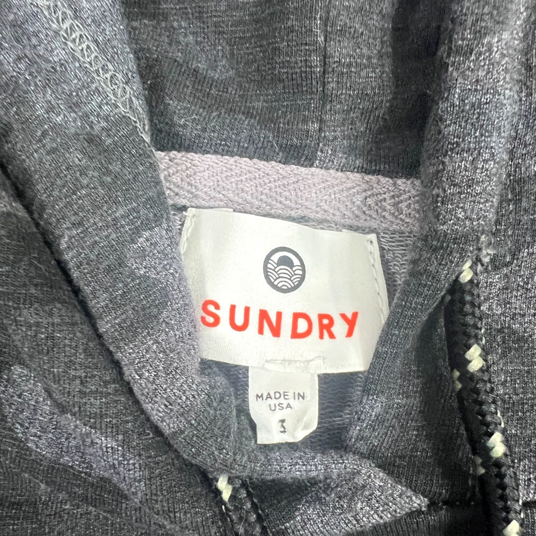 Sundry VINTAGE Sundry Women Sweatshirt Hooded Pullover Black Camouflage Size 3 Pullover Size XS / US 0-2 / IT 36-38 - 3 Thumbnail