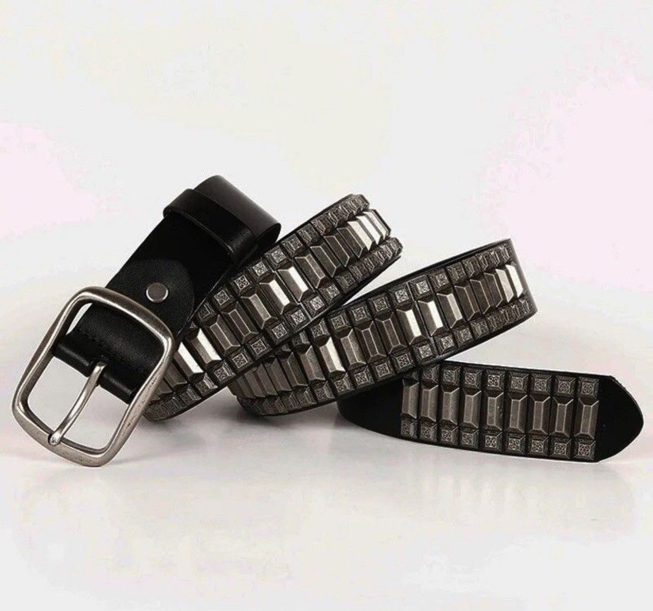 Designer 105cm Cowboy Motorcycle Jeans Heavy Metal Rivet Belts Size ONE SIZE - 2 Thumbnail