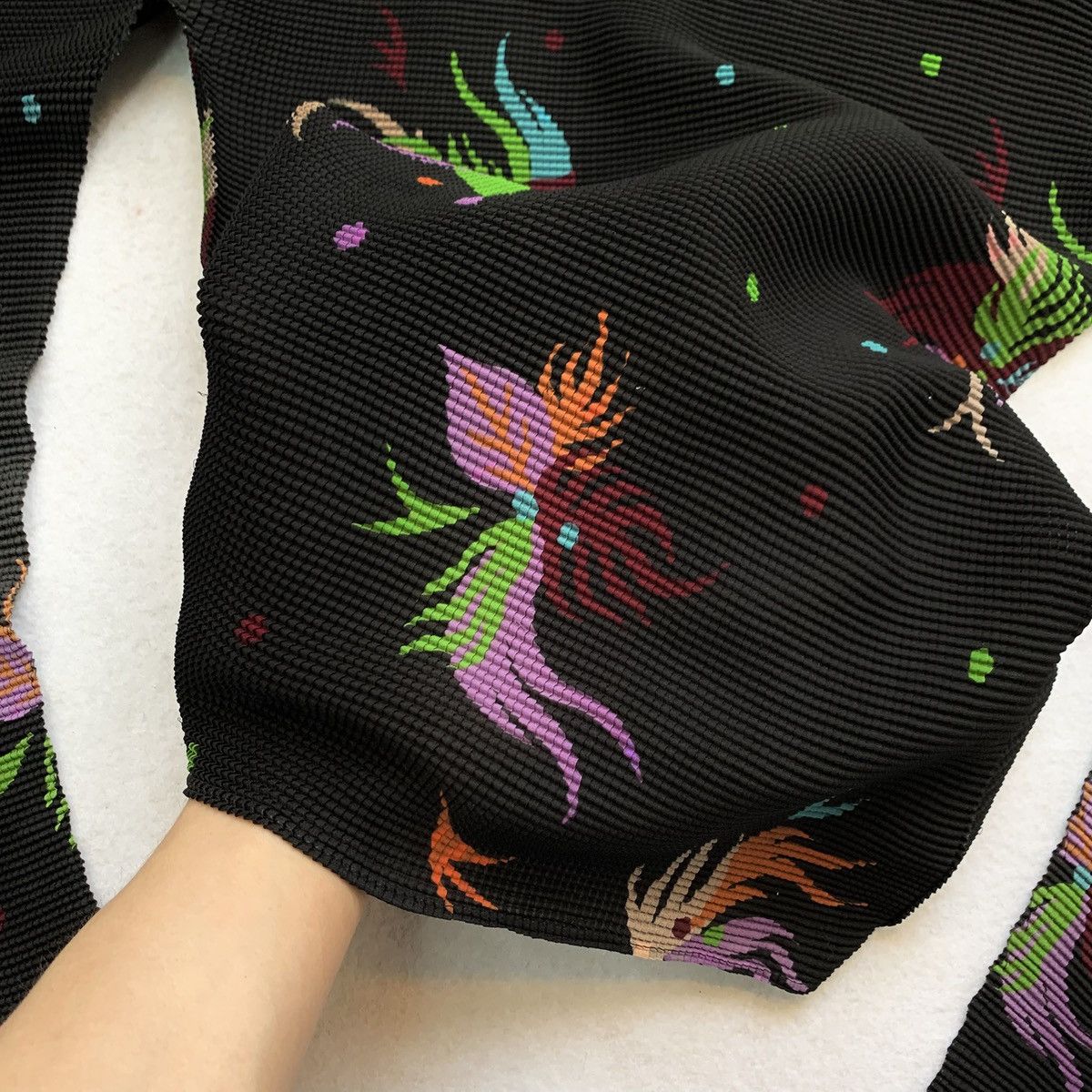 Issey Miyake Issey Miyake me SS2005 PhoenixOrigami Pleated Turtleneck Top Size S / US 4 / IT 40 - 5 Thumbnail