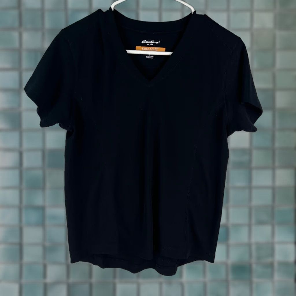 Eddie Bauer Eddie Bauer Womens Performance Systems V Neck Short Sleeves Black T Shirt Size L Size L / US 10 / IT 46 - 1 Thumbnail
