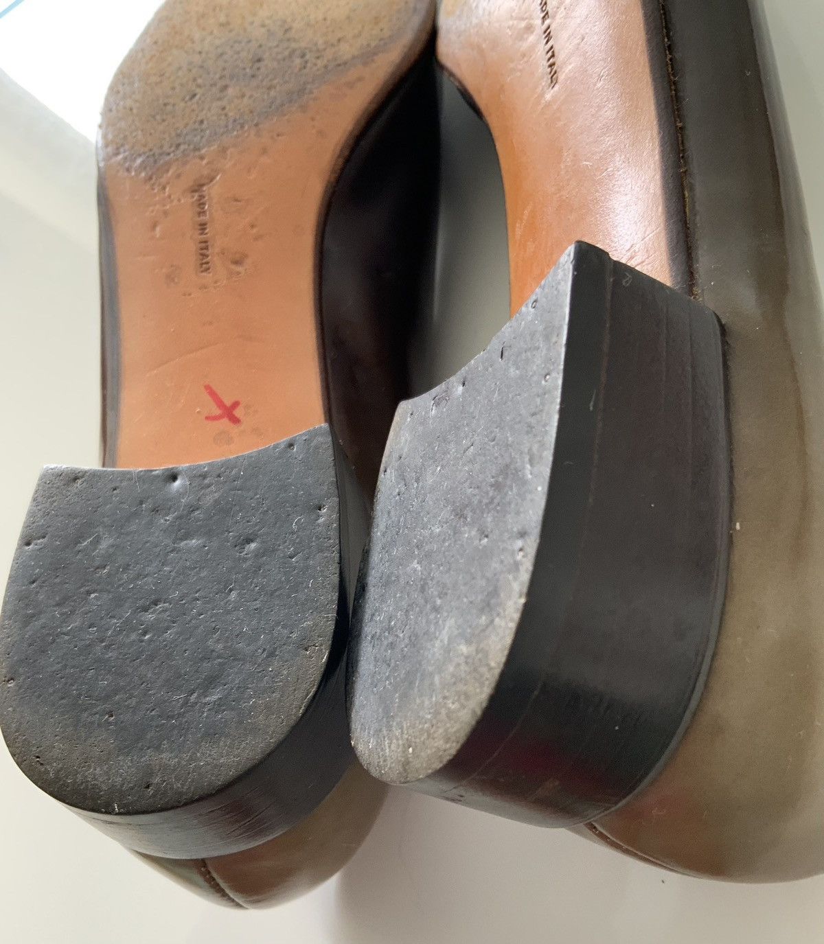 Salvatore Ferragamo Olive gray gradient Leather Flats