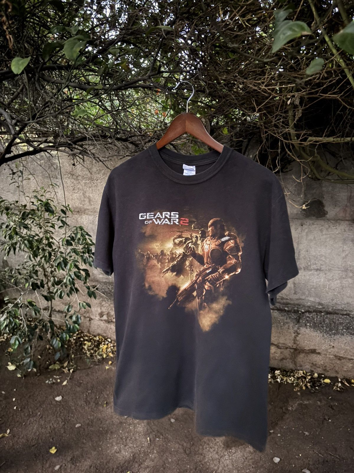 Vintage ⚙️GEARS OF WAR 2 PROMO TEE⚙️ Size US L / EU 52-54 / 3 - 1 Thumbnail