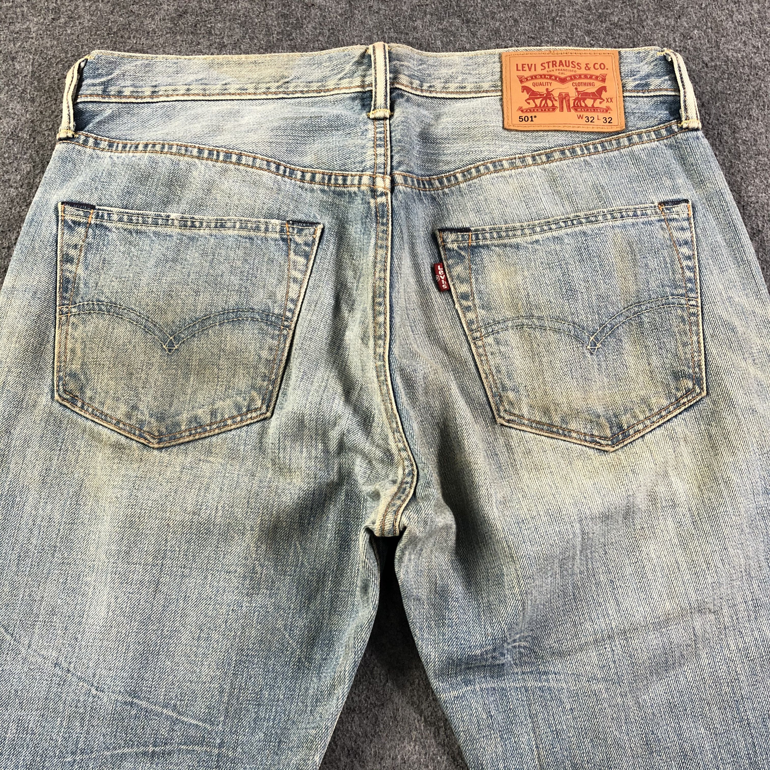 Levi's Vintage Blue Wash Levis 501 Jeans-J2836 Size US 33 - 4 Thumbnail