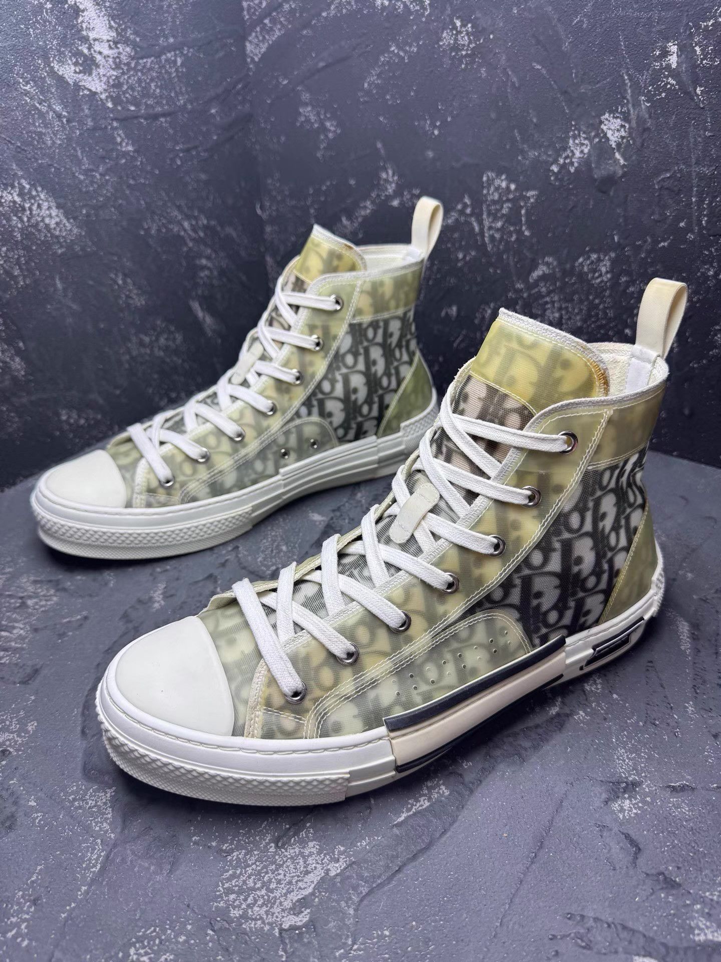 Dior DIOR B23 White & Gray High-Top Sneakers Q10 Size US 8.5 / EU 41-42 - 1 Thumbnail