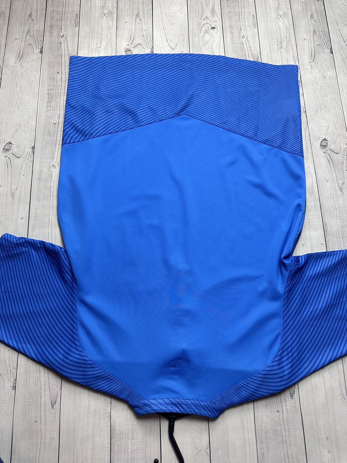 Other Nike Cricket India jersey size L logo Size US L / EU 52-54 / 3 - 8 Thumbnail