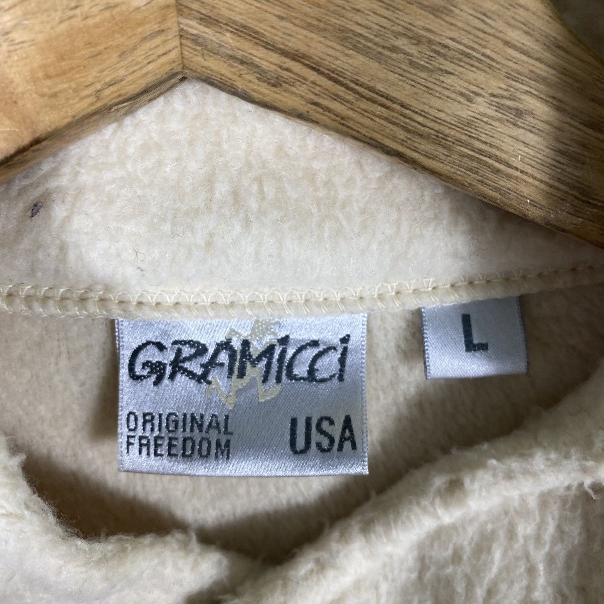 Gramicci Vintage Gramicci Fleece Button Jacket L Size Cream Colour Size US L / EU 52-54 / 3 - 8 Thumbnail