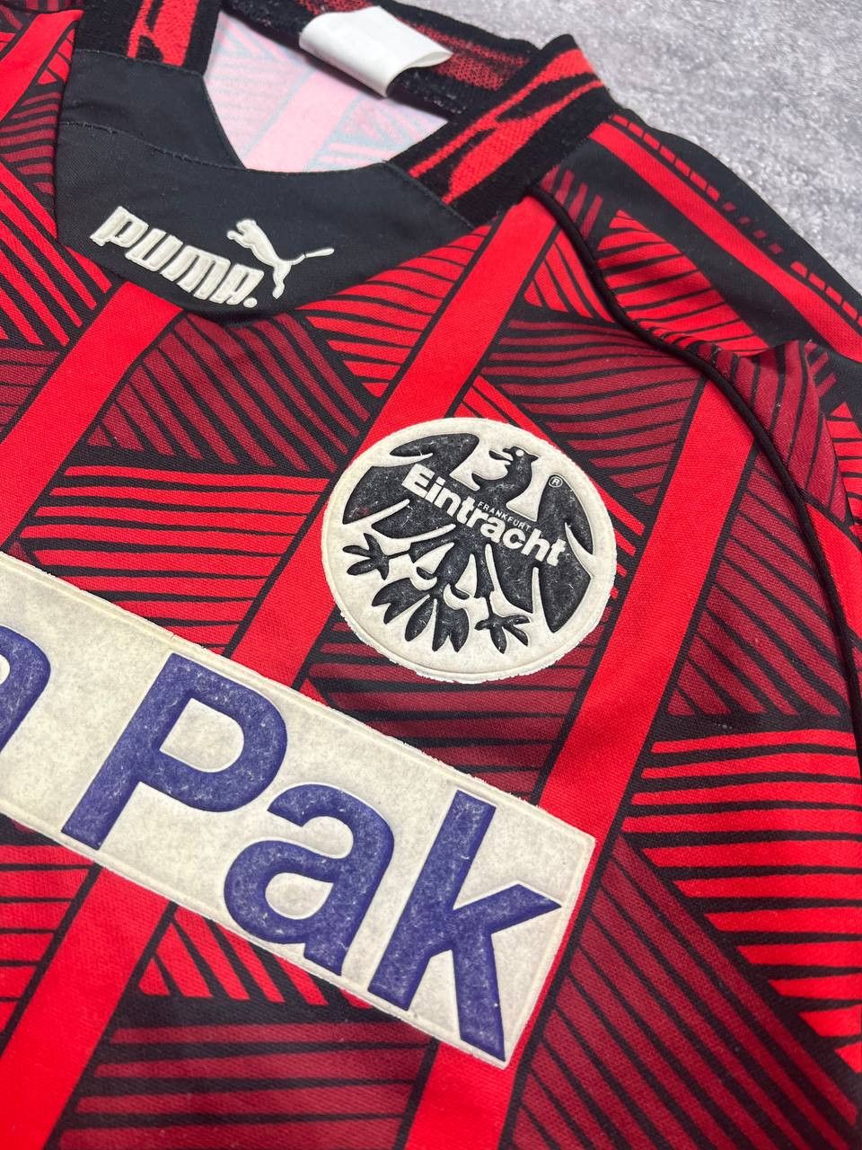 Puma Eintracht Frankfurt 1995-1996 Home Long Sleeve Jersey Size US M / EU 48-50 / 2 - 6 Thumbnail
