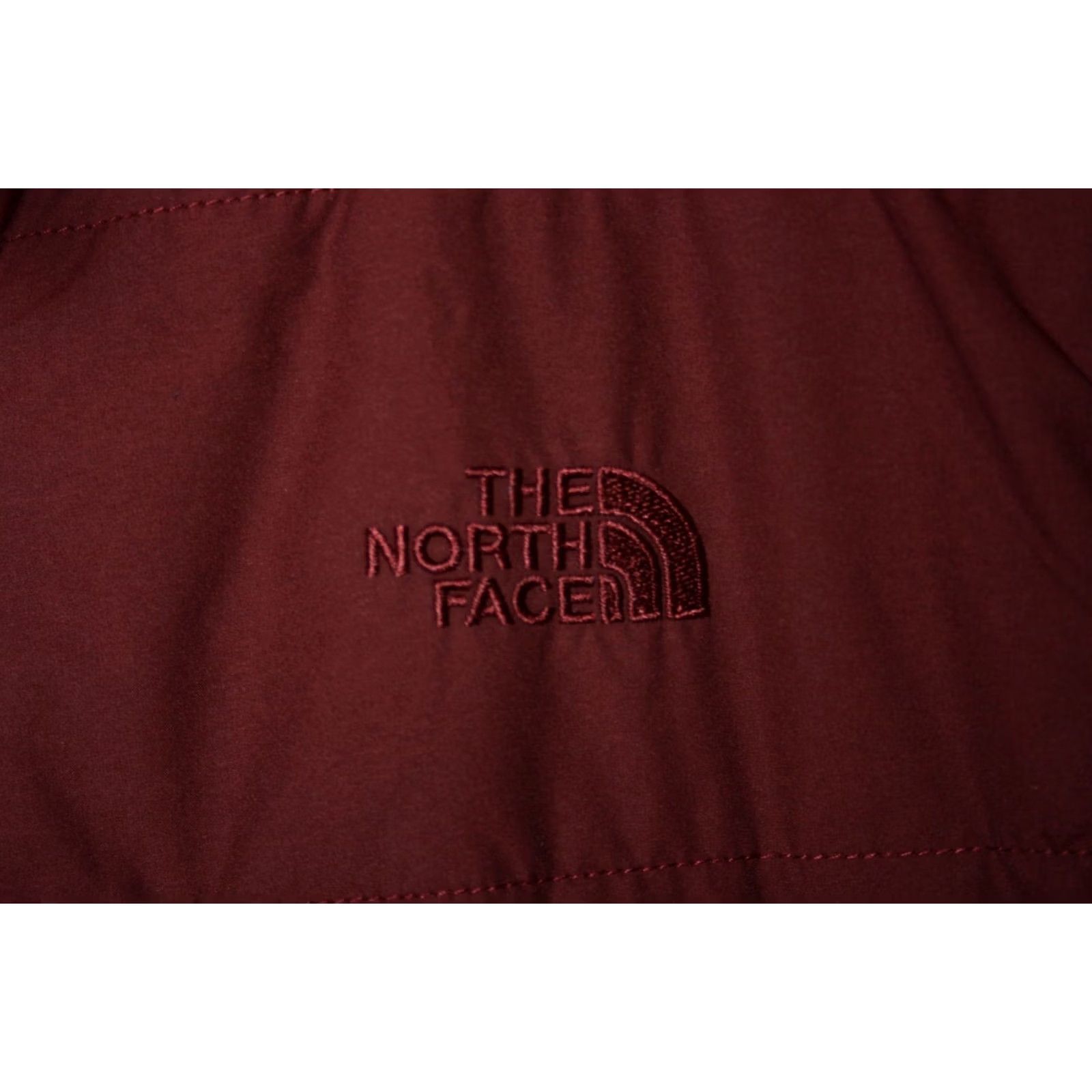 The North Face THE NORTH FACE Jacket Womens Sz. S Maroon Sherpa Lined Black Color Zip Exterior Polyester Basic Jacket Mens Womens Girls N/A Size S / US 4 / IT 40 - 3 Thumbnail