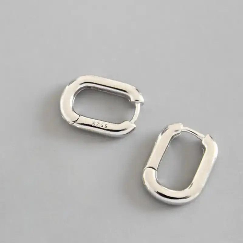 Jewelry Geometric Silver Hoop Earrings Size ONE SIZE - 1 Thumbnail
